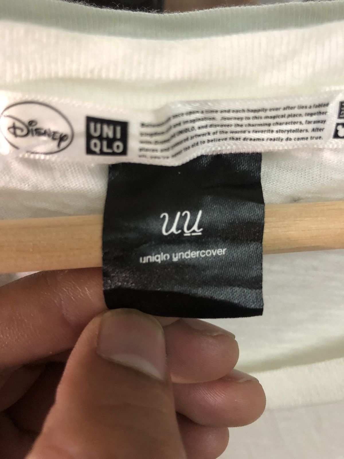 Undercover Snow White And The Seven Dwarf Uniqlo X Undercover T-Shirt Size US M / EU 48-50 / 2 - 3 Thumbnail