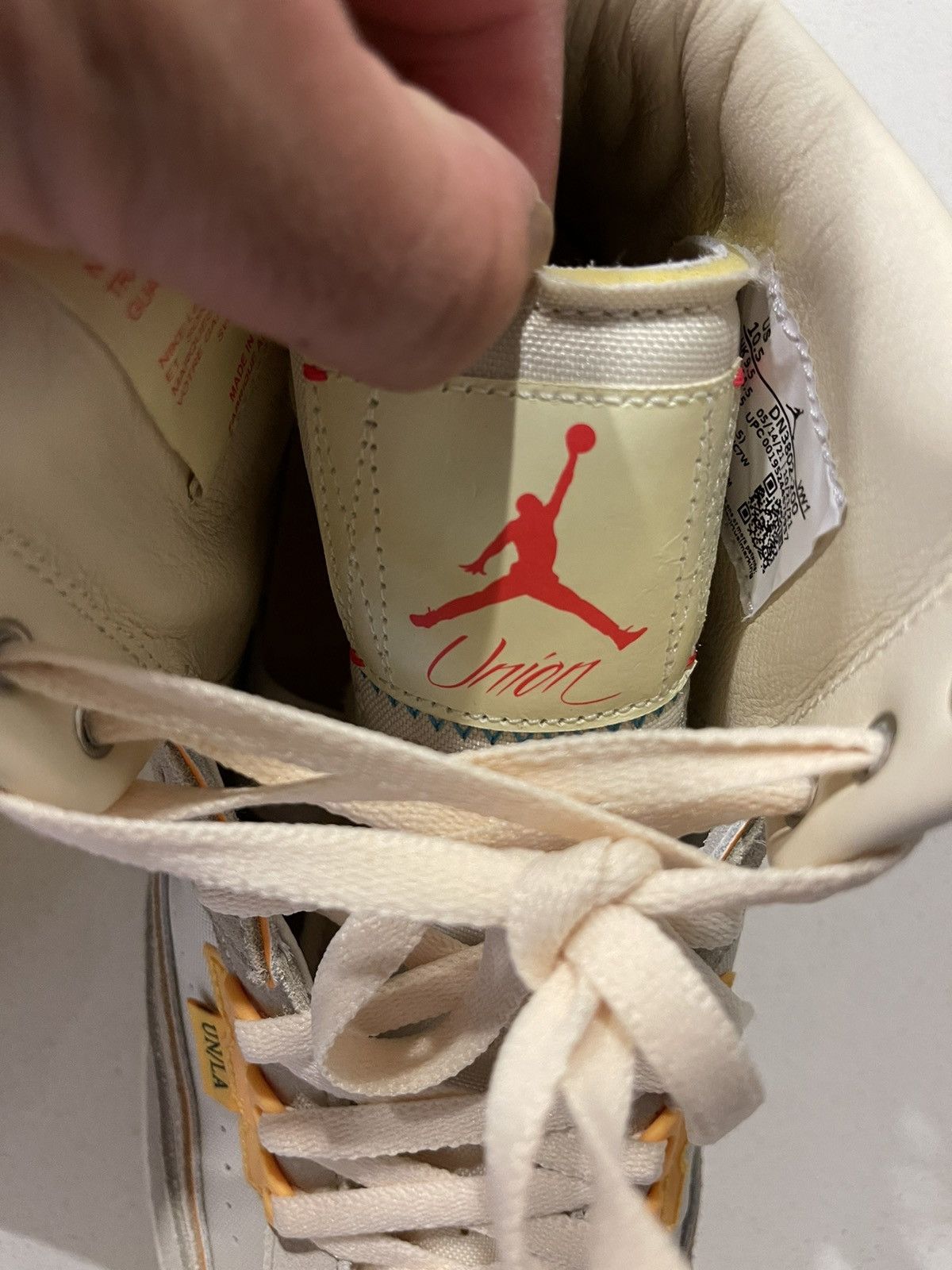 Jordan Brand Air Jordan 2 retro Rattan Size US 10.5 / EU 43-44 - 15 Thumbnail