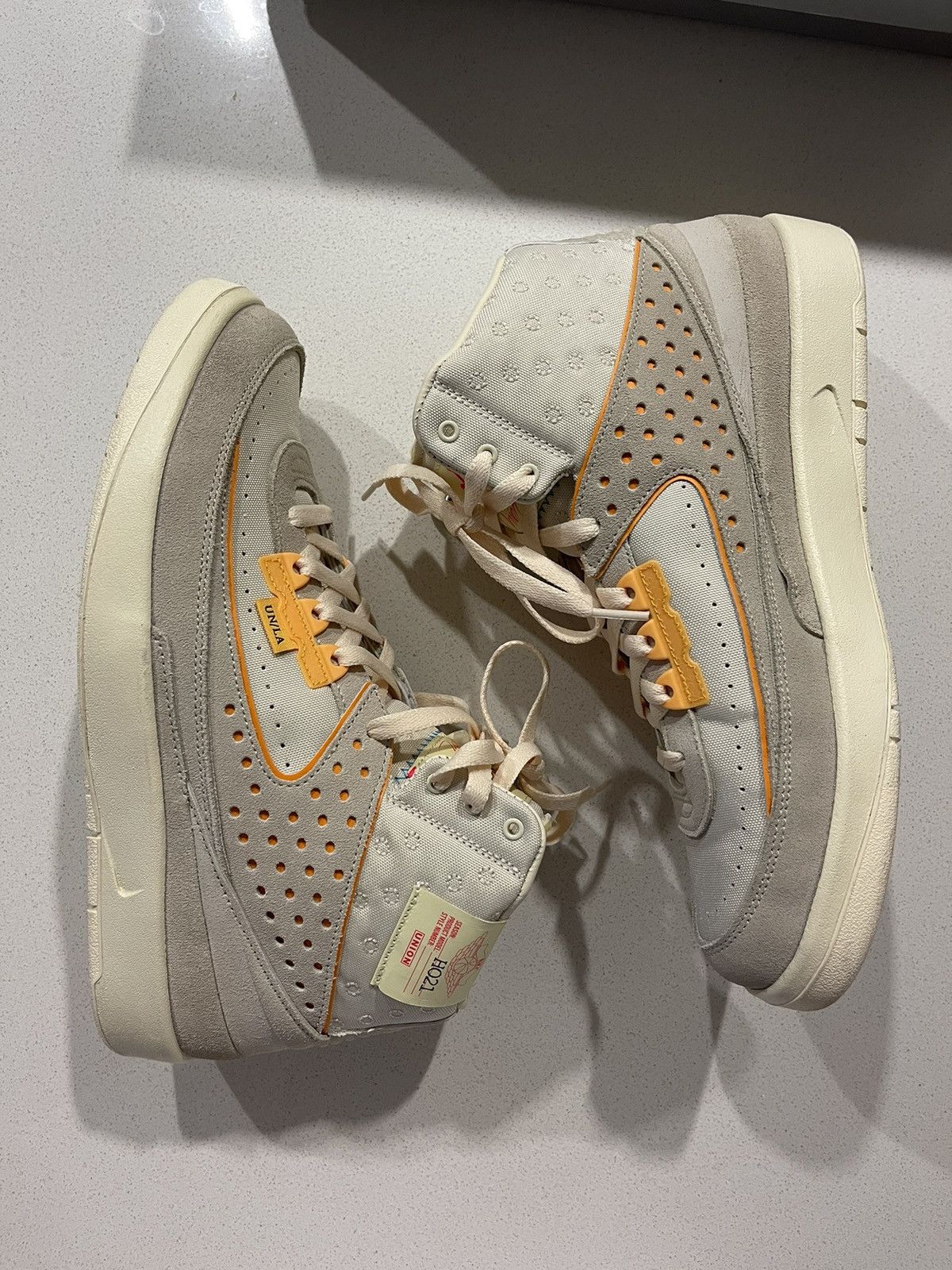 Jordan Brand Air Jordan 2 retro Rattan Size US 10.5 / EU 43-44 - 2 Thumbnail