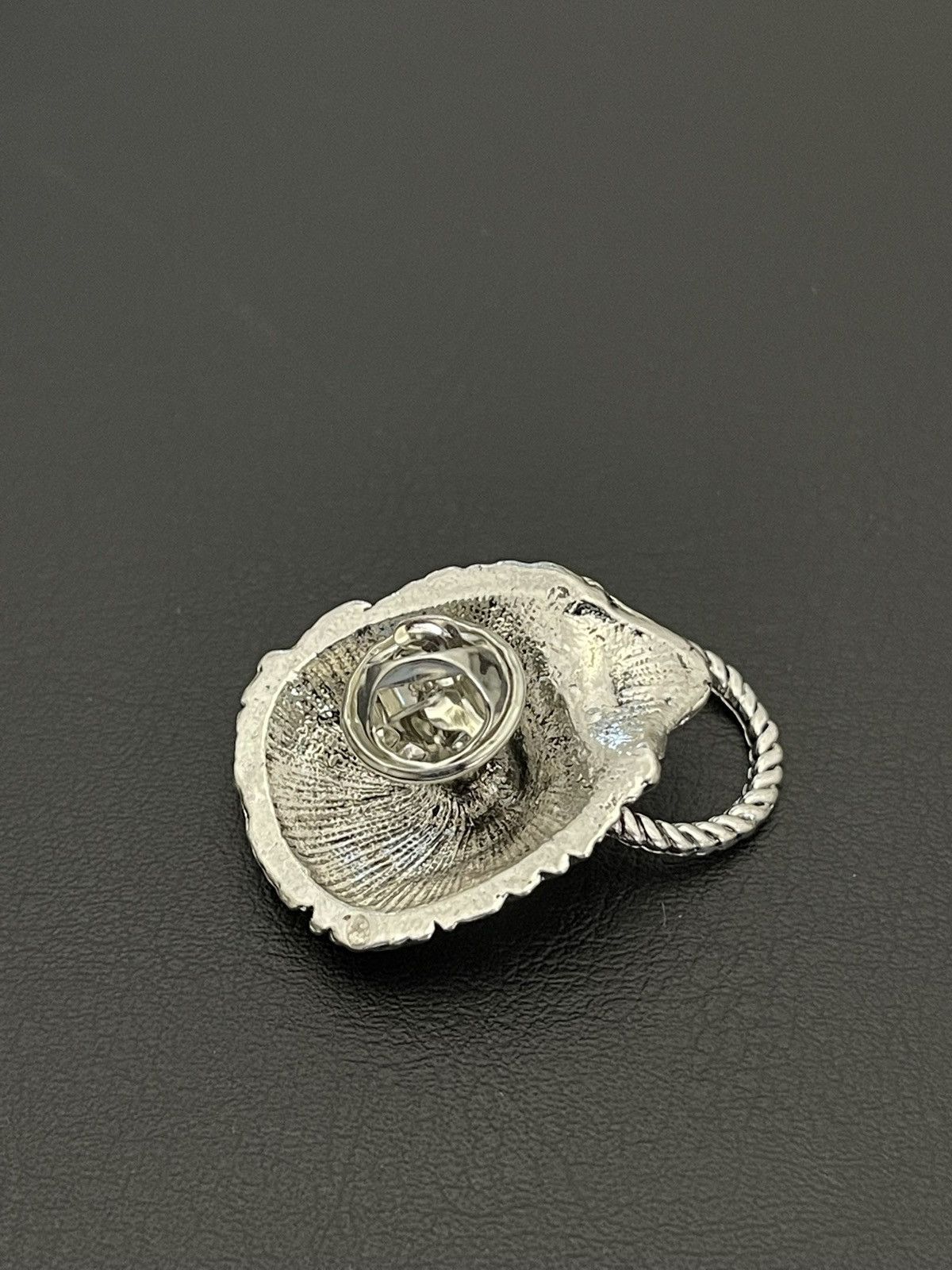 Jewelry Lion Head Vintage Silver Lapel Pin Brooch Size ONE SIZE - 7 Thumbnail