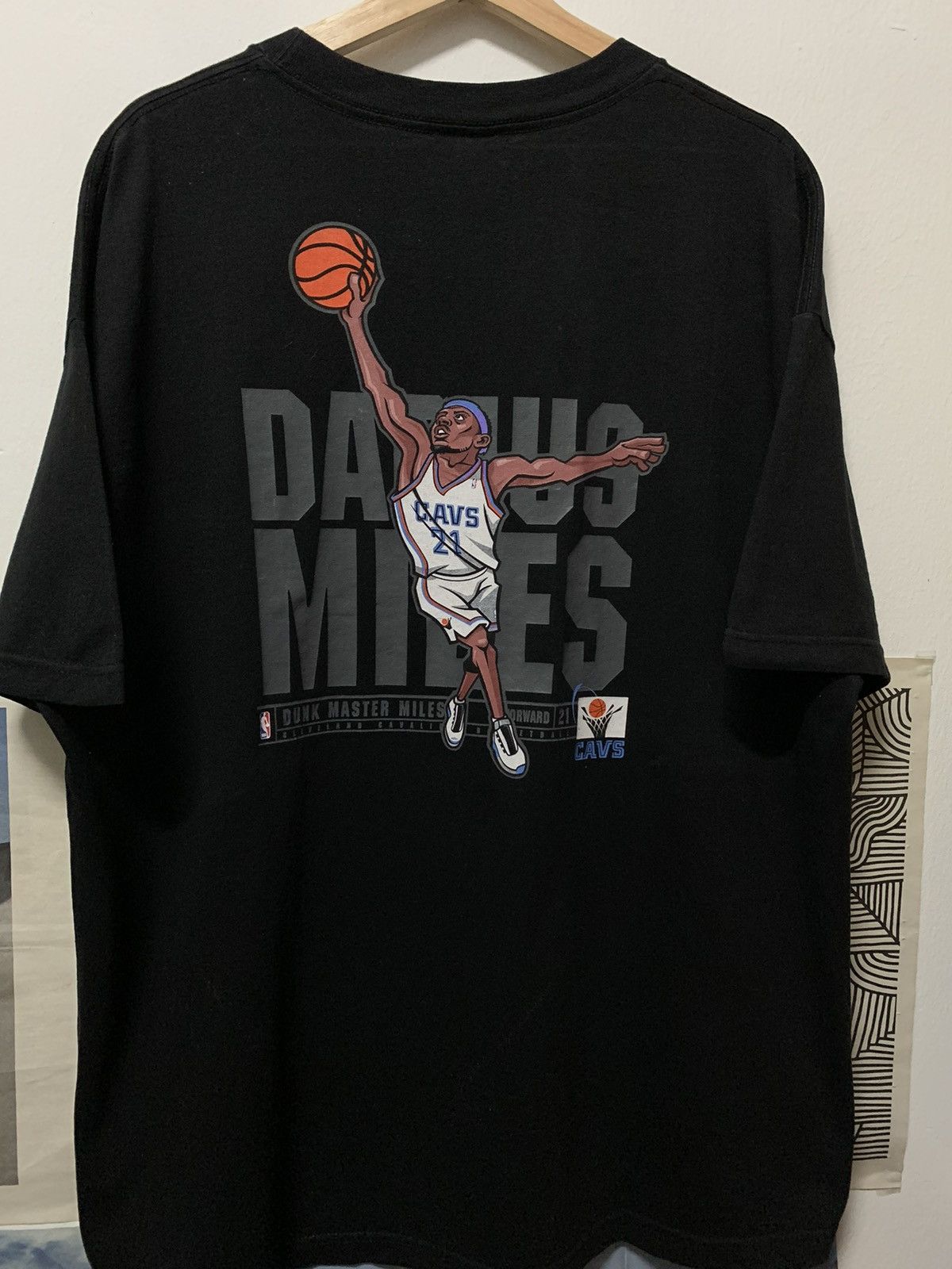 NBA Vintage Nike X Darius Miles NBA Cleveland Cavaliers Size US XL / EU 56 / 4 - 2 Thumbnail