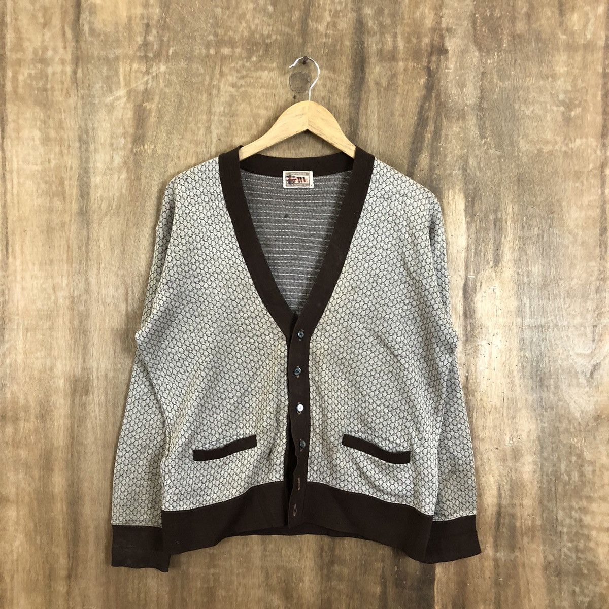 Aran Isles Knitwear Japanese Brand Brown Distressed Cardigan Knitwear #065 Size US L / EU 52-54 / 3 - 1 Thumbnail