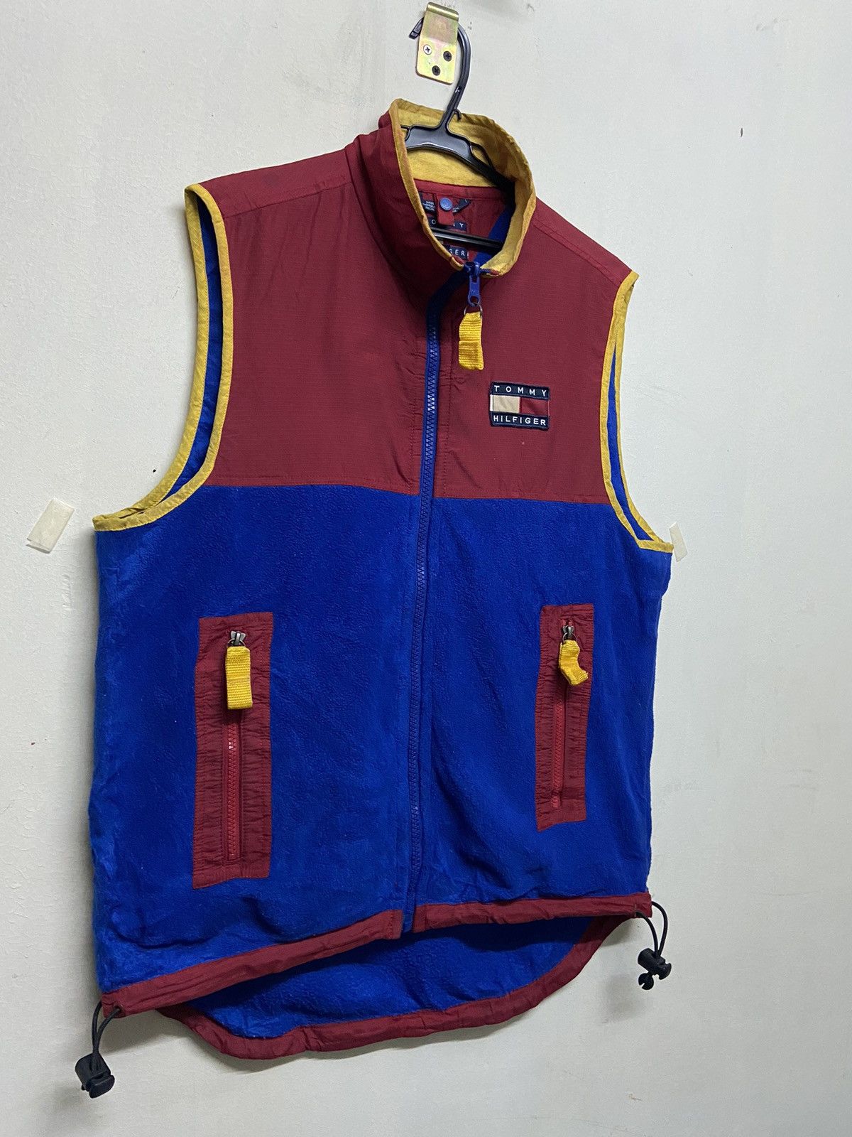Tommy Hilfiger × Vintage Vintage Tommy hilfiger Colour Block Fleece Vest Size US XL / EU 56 / 4 - 3 Thumbnail