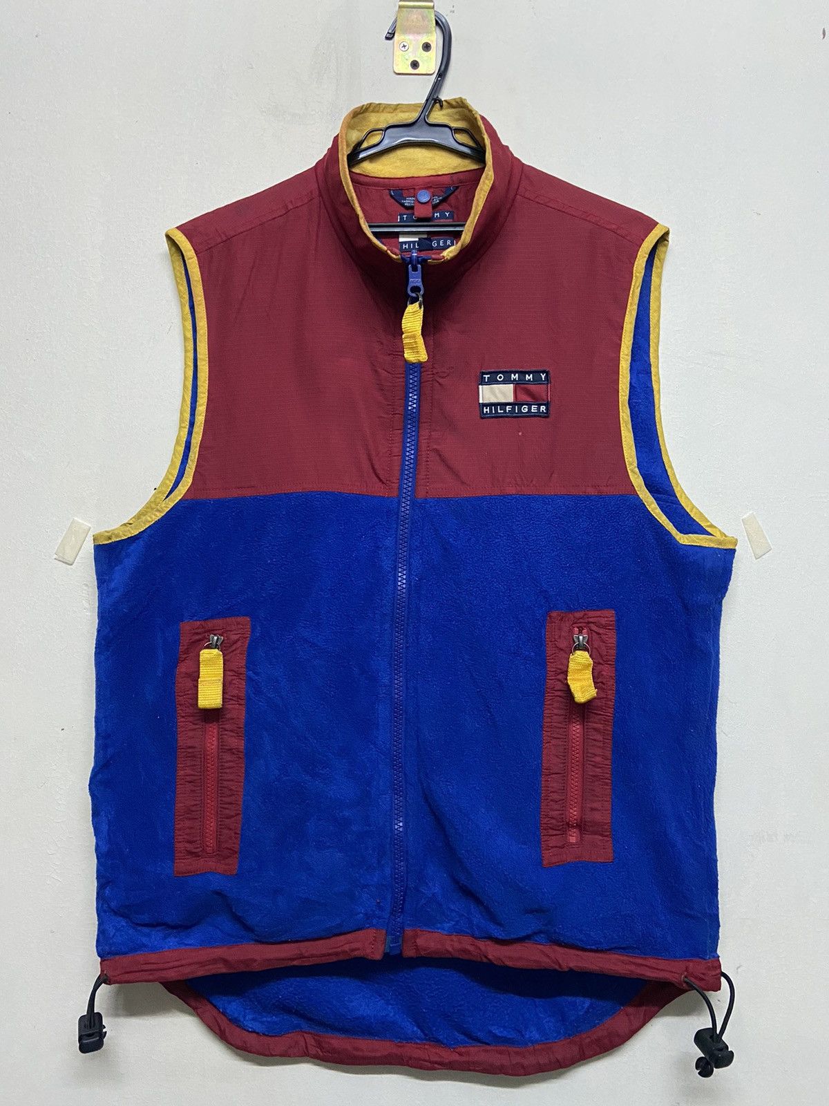 Tommy Hilfiger × Vintage Vintage Tommy hilfiger Colour Block Fleece Vest Size US XL / EU 56 / 4 - 1 Thumbnail