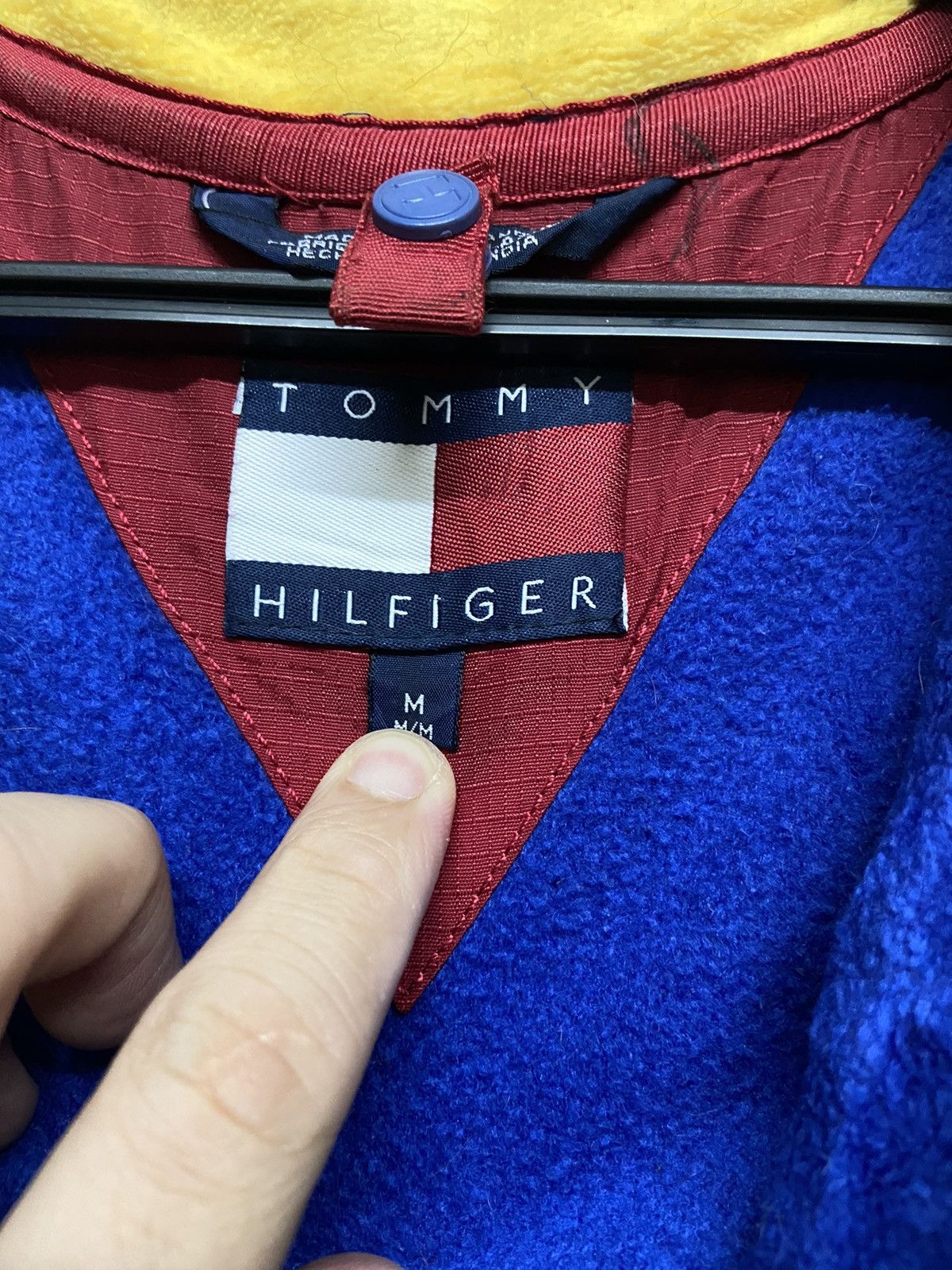 Tommy Hilfiger × Vintage Vintage Tommy hilfiger Colour Block Fleece Vest Size US XL / EU 56 / 4 - 10 Thumbnail