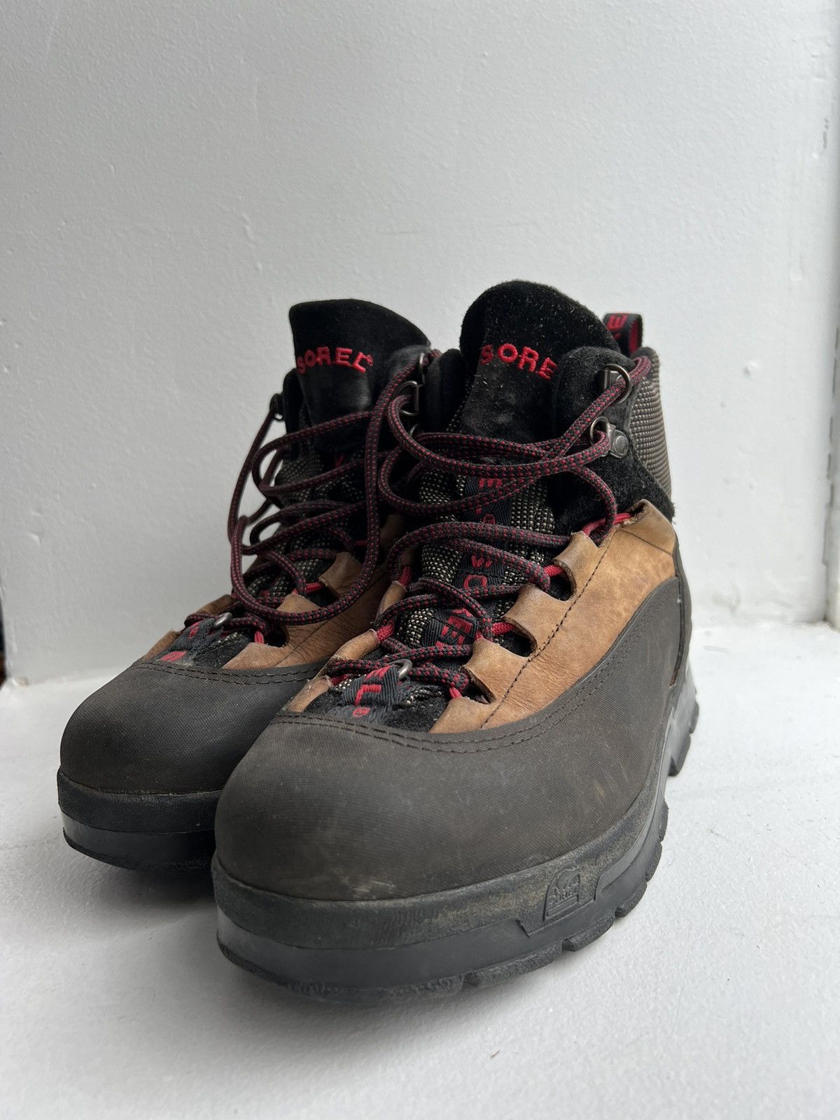 sorel hiking boots review
