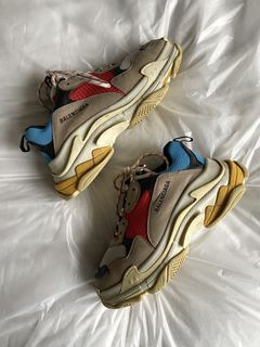 Balenciaga triple s hot sale lego on feet