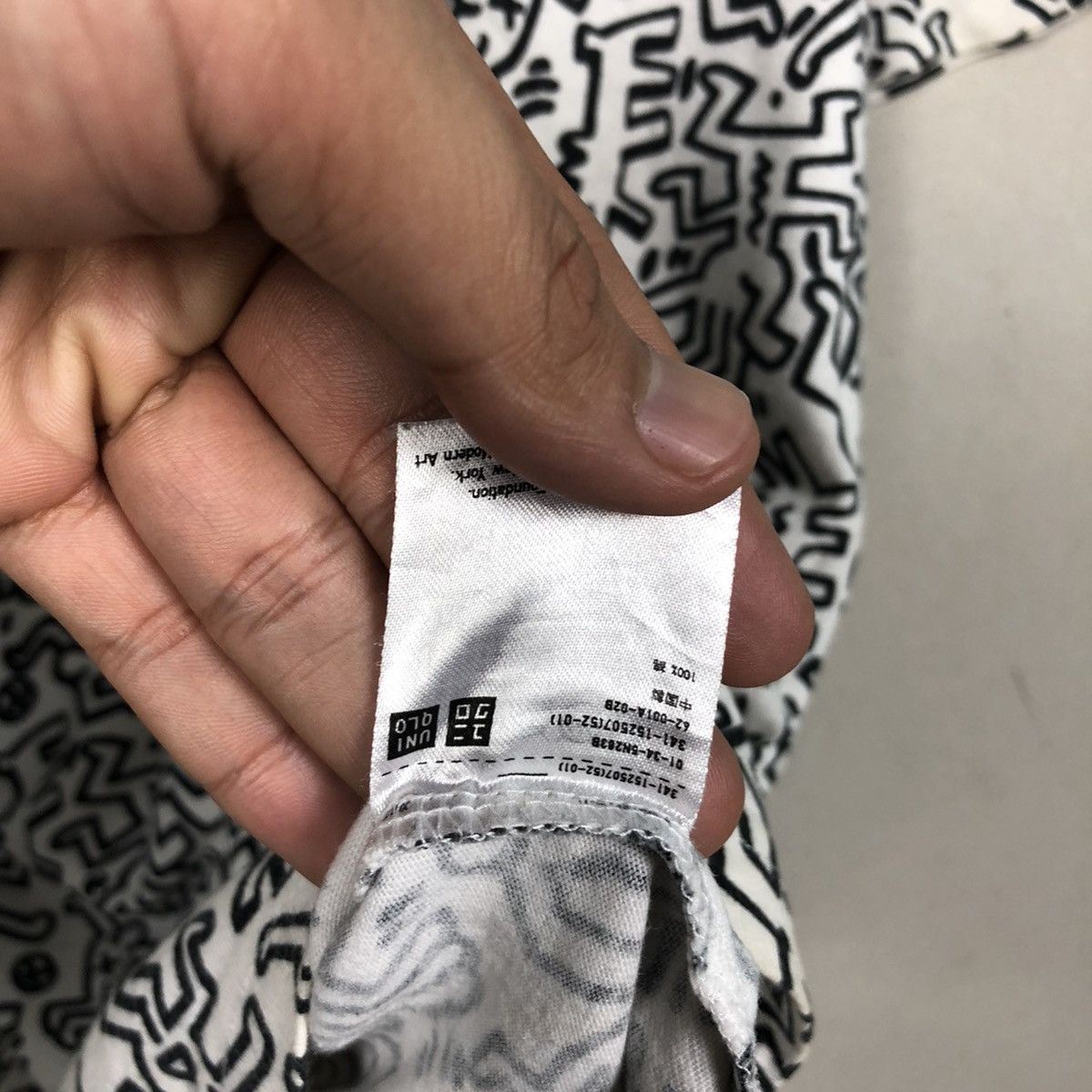 Keith Haring Y2K Keith Haring Uniqlo Full Print Tee Size US M / EU 48-50 / 2 - 6 Thumbnail
