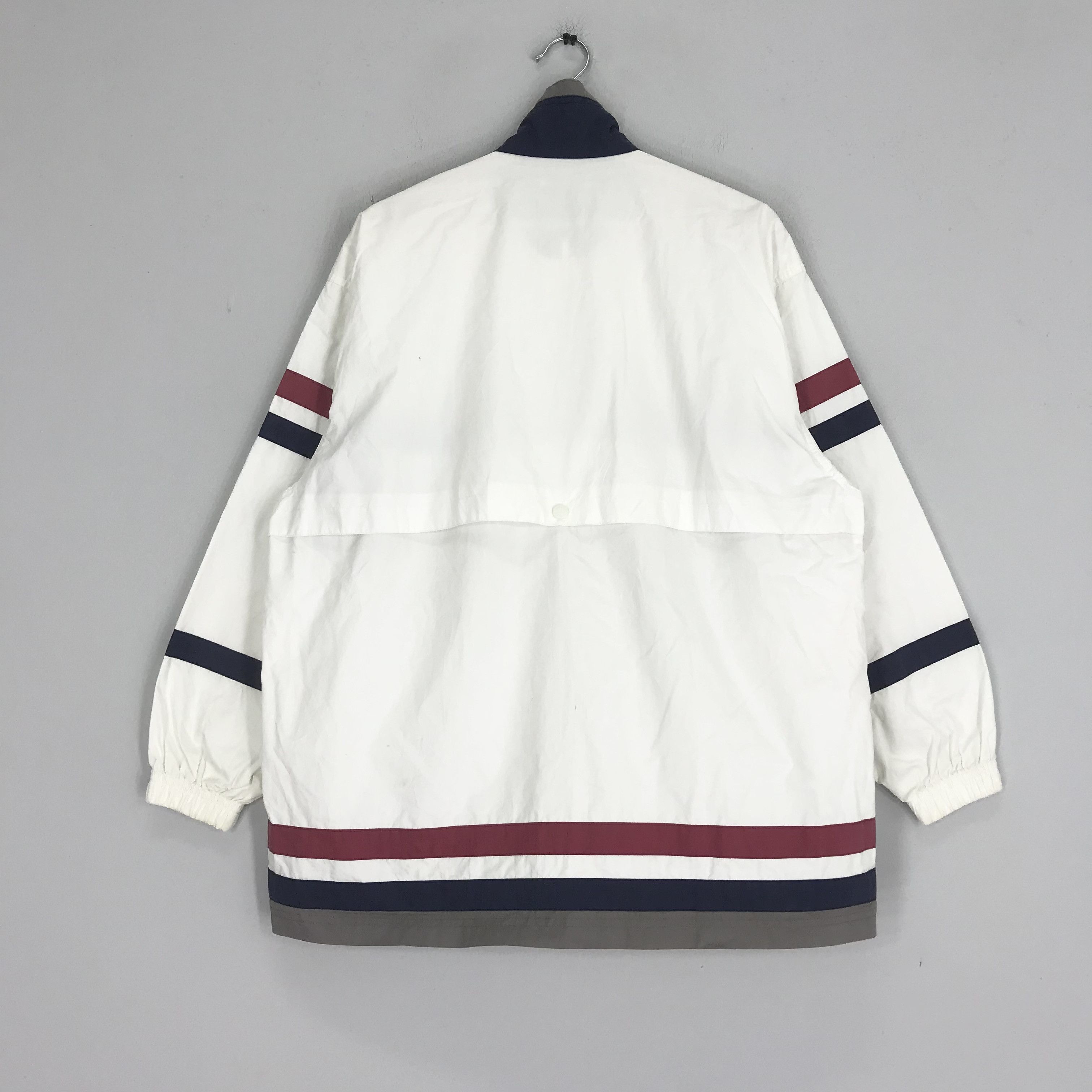 Sergio Tacchini Vintage 90s Sergio Tacchini Light Jacket Sport Windbreaker Size US XL / EU 56 / 4 - 2 Thumbnail
