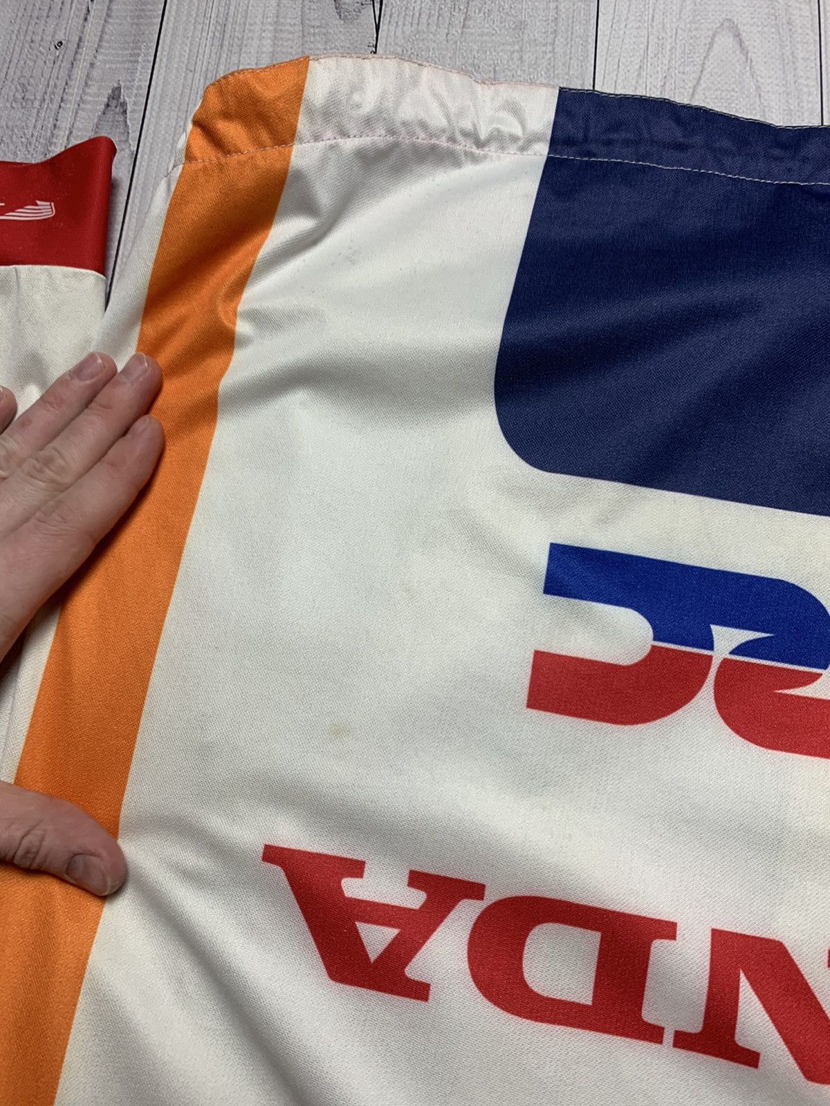 Honda Vintage Racing jersey Honda logo rare size L Size US L / EU 52-54 / 3 - 11 Thumbnail