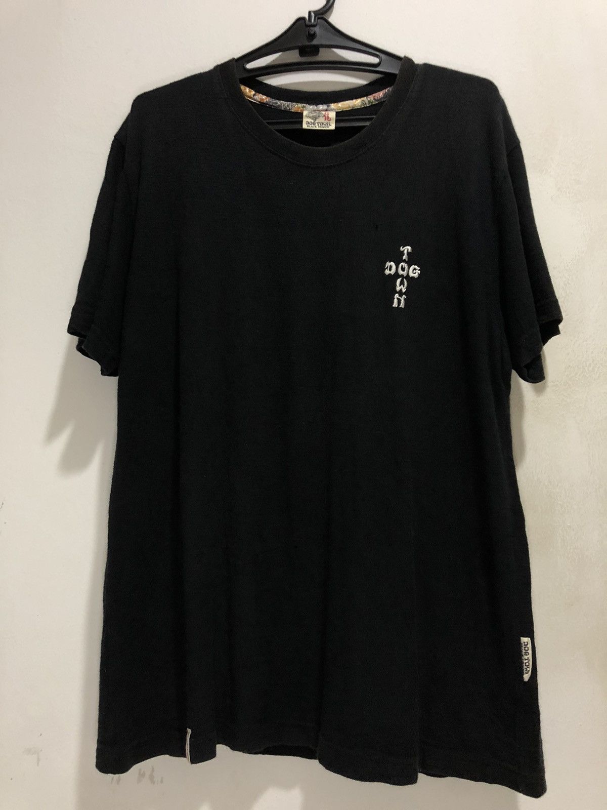 Dogtown × If Six Was Nine × Japanese Brand Dogtown Black Dragon Sukajan Skateboard Tee Size US L / EU 52-54 / 3 - 1 Thumbnail