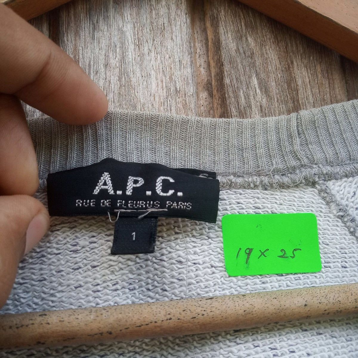 A.P.C. A.P.C Plaid Grey Colour Sweatshirts Size US S / EU 44-46 / 1 - 5 Thumbnail