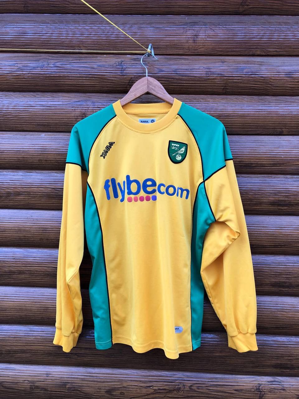 Other NORWICH CITY SHIRT FOOTBALL SOCCER JERSEY XARA Size US L / EU 52-54 / 3 - 1 Thumbnail