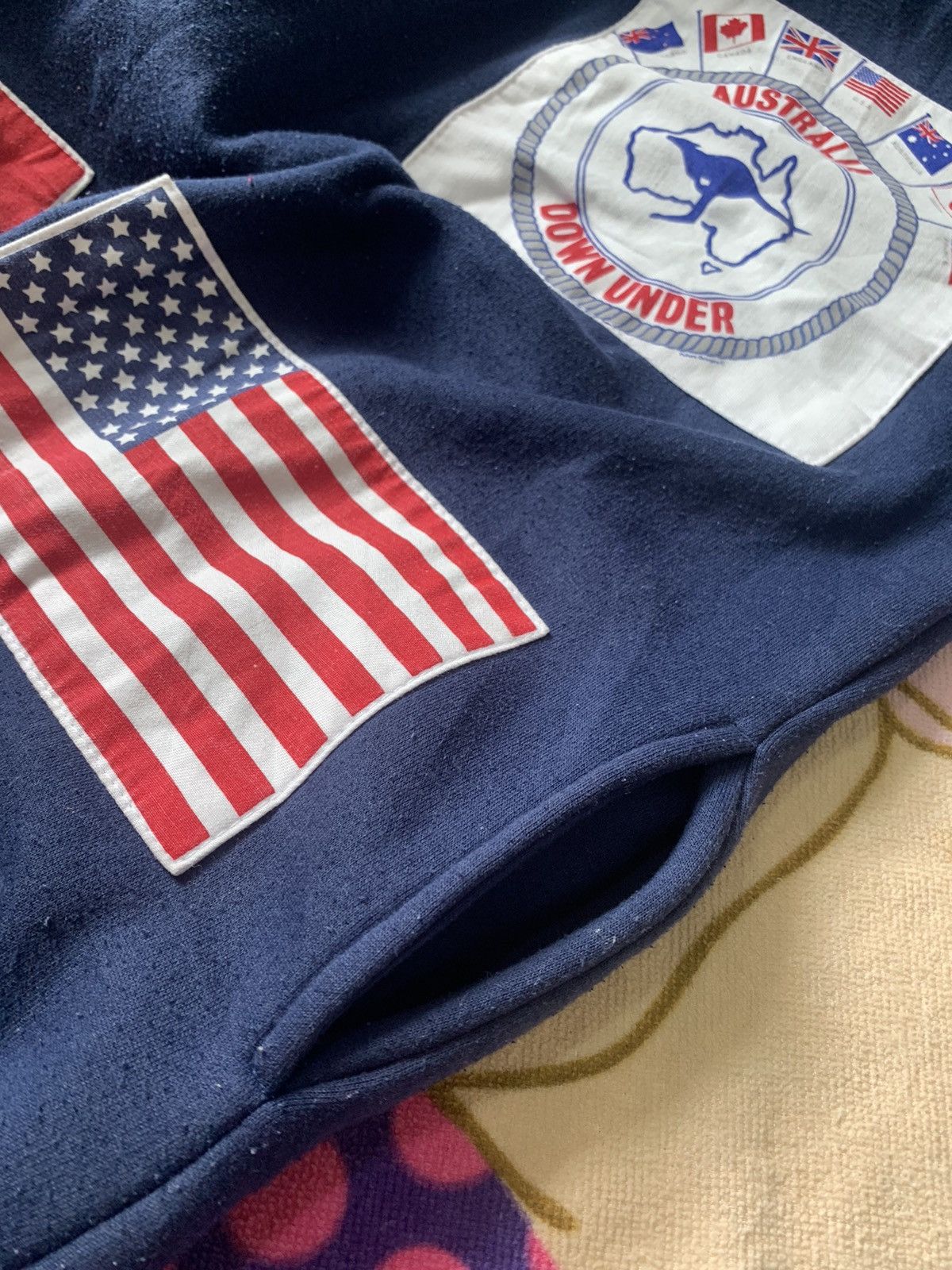Vintage Sweatshirt AUSTRALIAN With Flag Rare Design Size US M / EU 48-50 / 2 - 11 Thumbnail