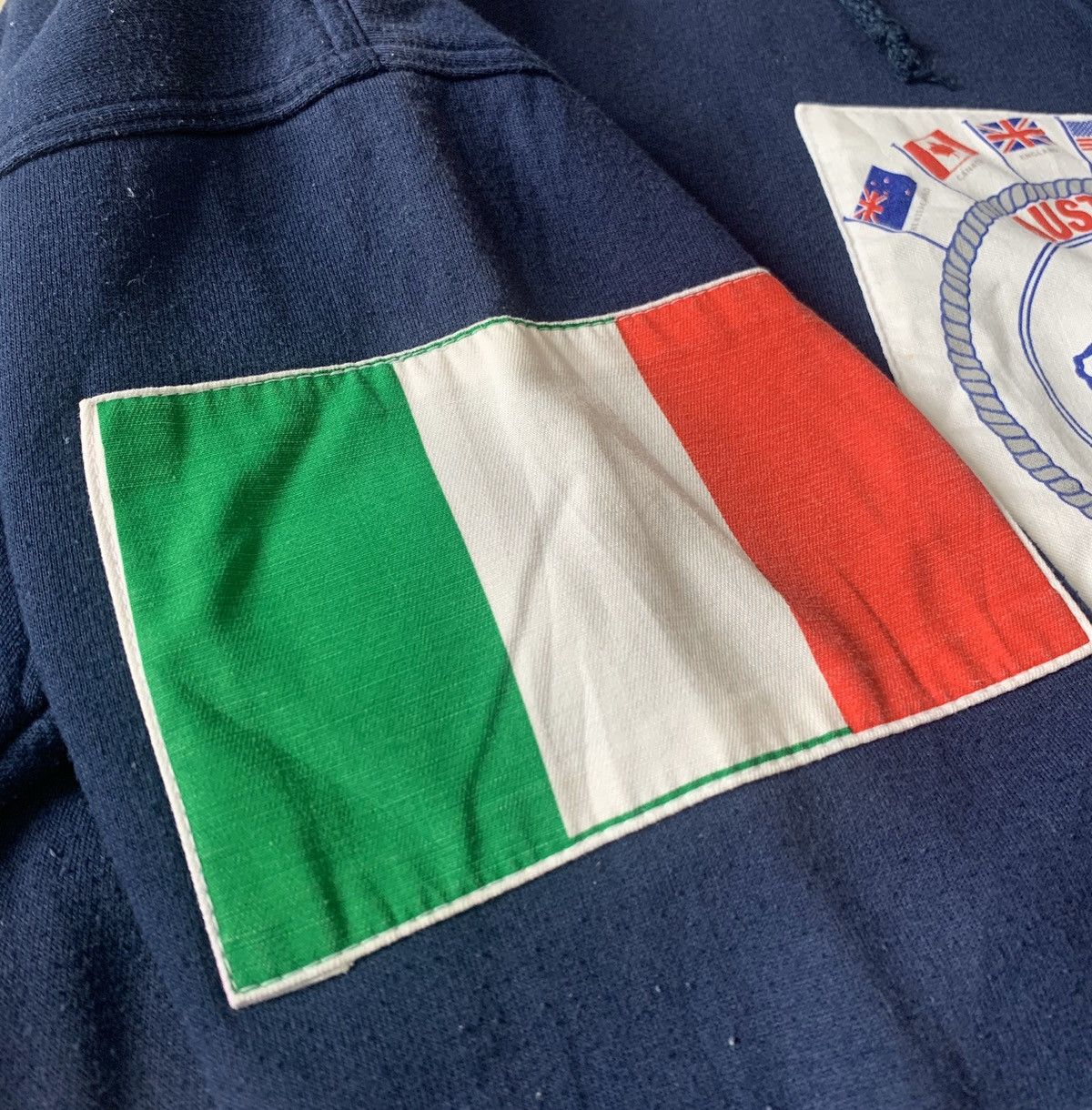 Vintage Sweatshirt AUSTRALIAN With Flag Rare Design Size US M / EU 48-50 / 2 - 8 Thumbnail