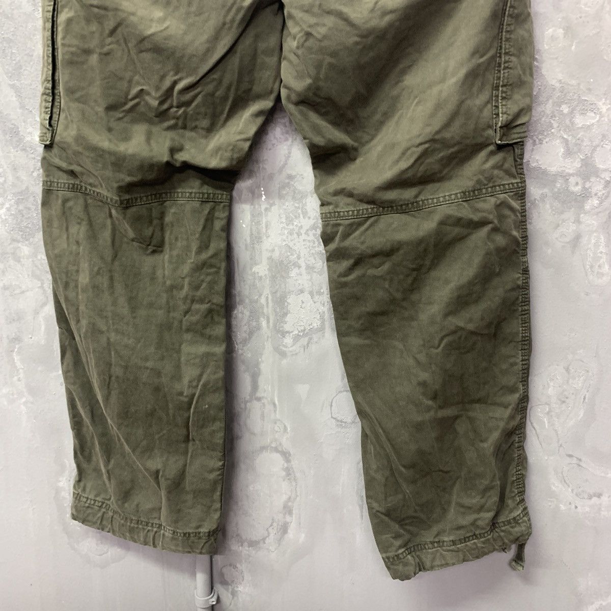 Japanese Brand Uniqlo Cargo Pants Size US 31 - 11 Thumbnail