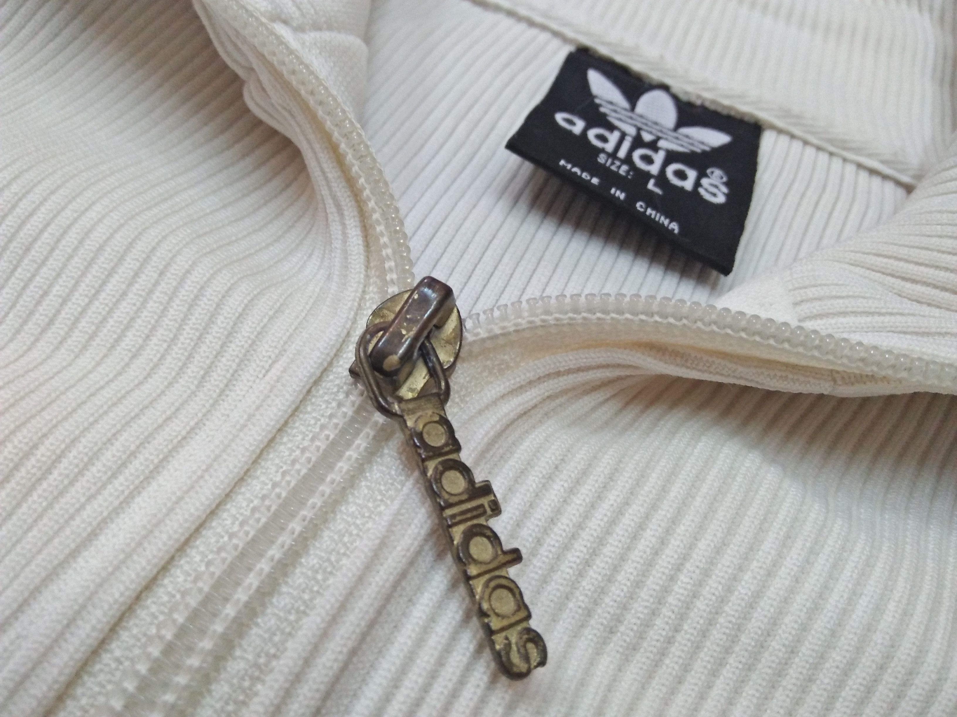 Adidas ADIDAS Gold Embroidered Logo White Jacket Size L / US 10 / IT 46 - 6 Thumbnail