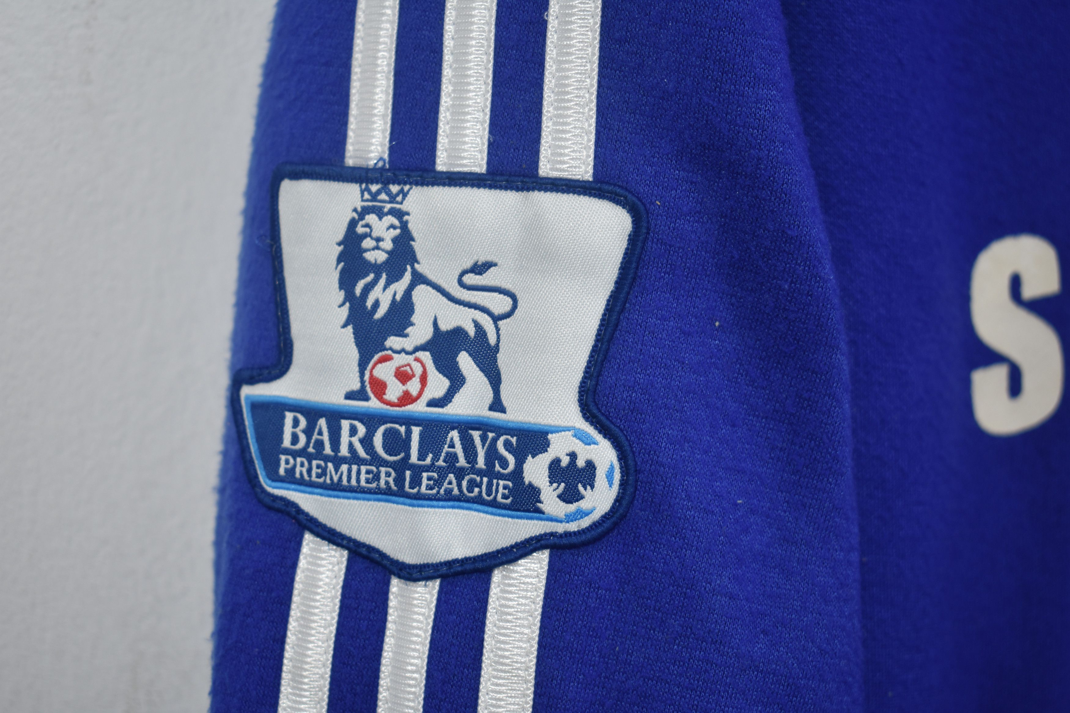 Adidas × Chelsea Soccer A048 ADIDAS CHELSEA FC ZIPPER HOODIE Size US M / EU 48-50 / 2 - 4 Thumbnail