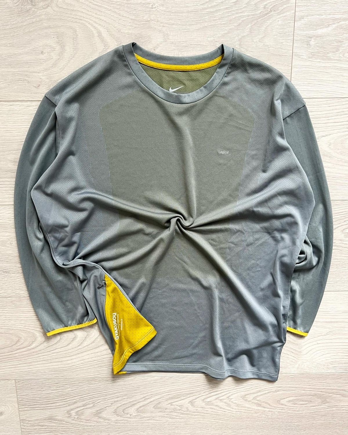 gyakusou long sleeve