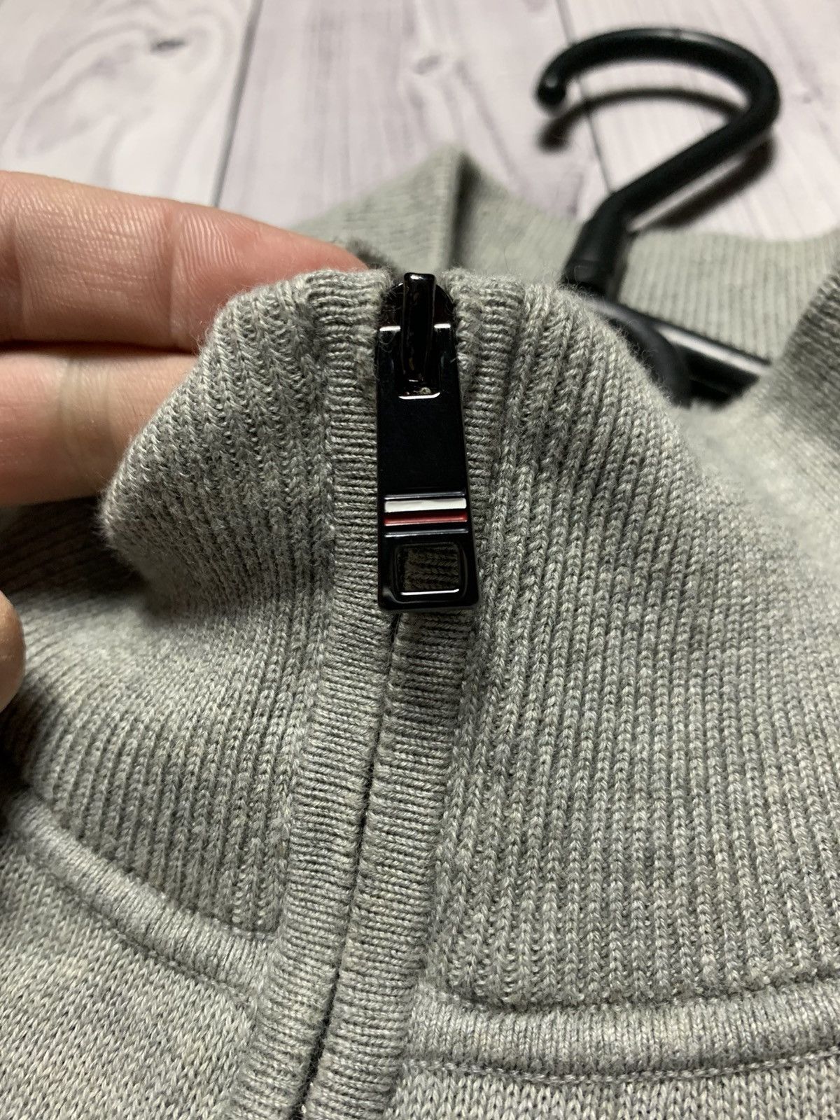 Tommy Hilfiger Mercedes Benz x Tommy Hilfiger sweater zip 1/3 size L/XL Size US XL / EU 56 / 4 - 4 Thumbnail