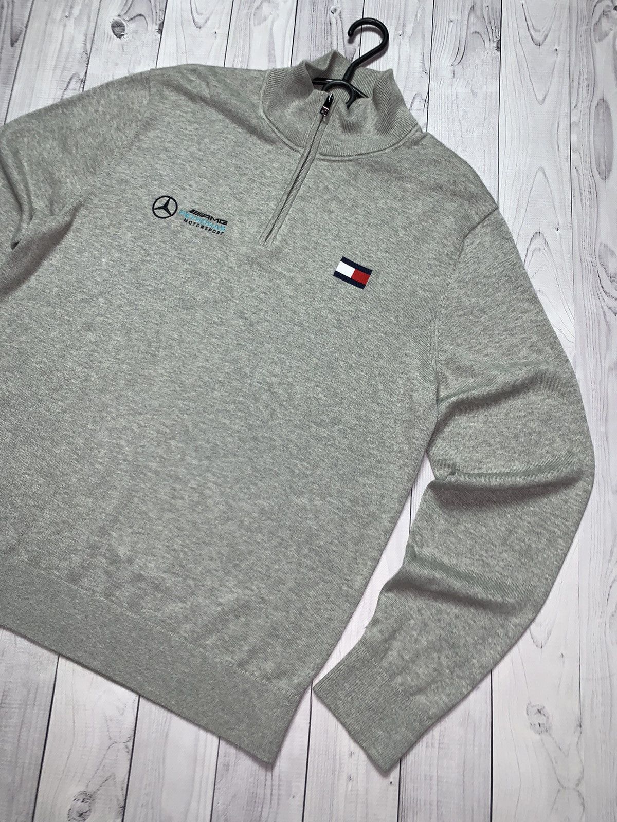 Tommy Hilfiger Mercedes Benz x Tommy Hilfiger sweater zip 1/3 size L/XL Size US XL / EU 56 / 4 - 2 Thumbnail