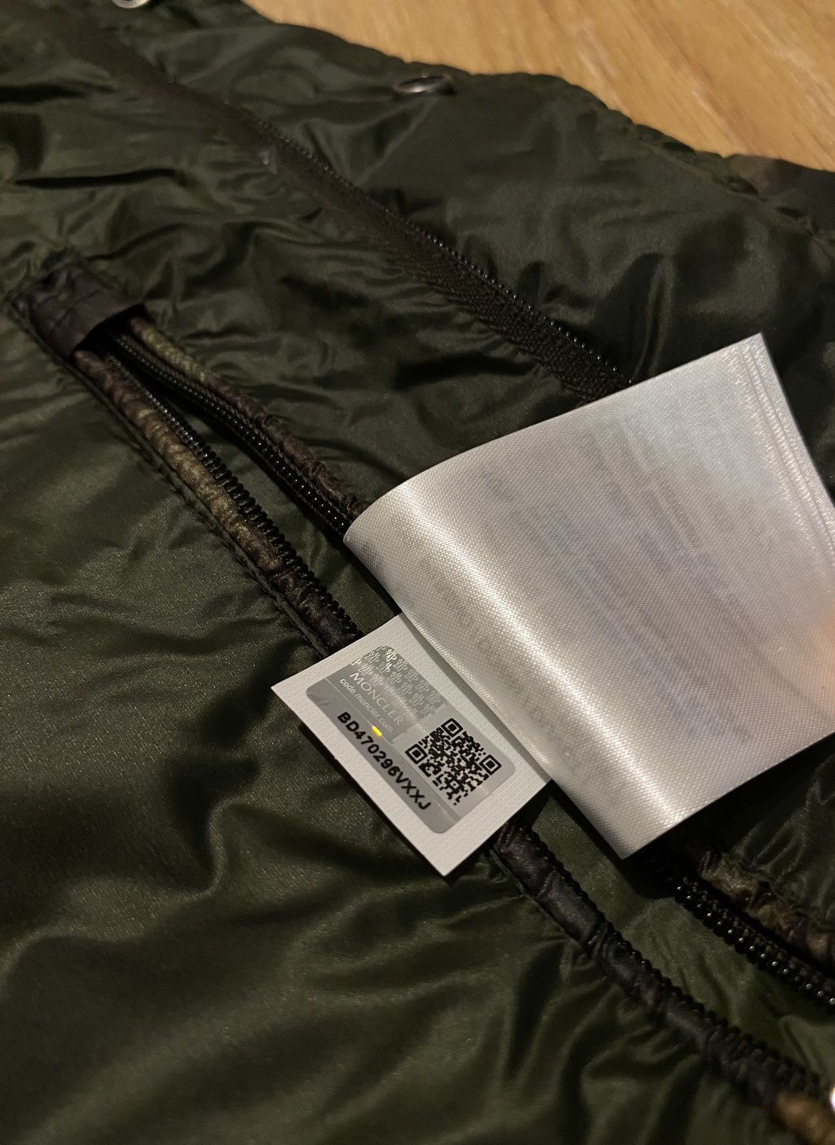 Moncler Moncler camouflage lightweight down jacket Size US M / EU 48-50 / 2 - 11 Thumbnail