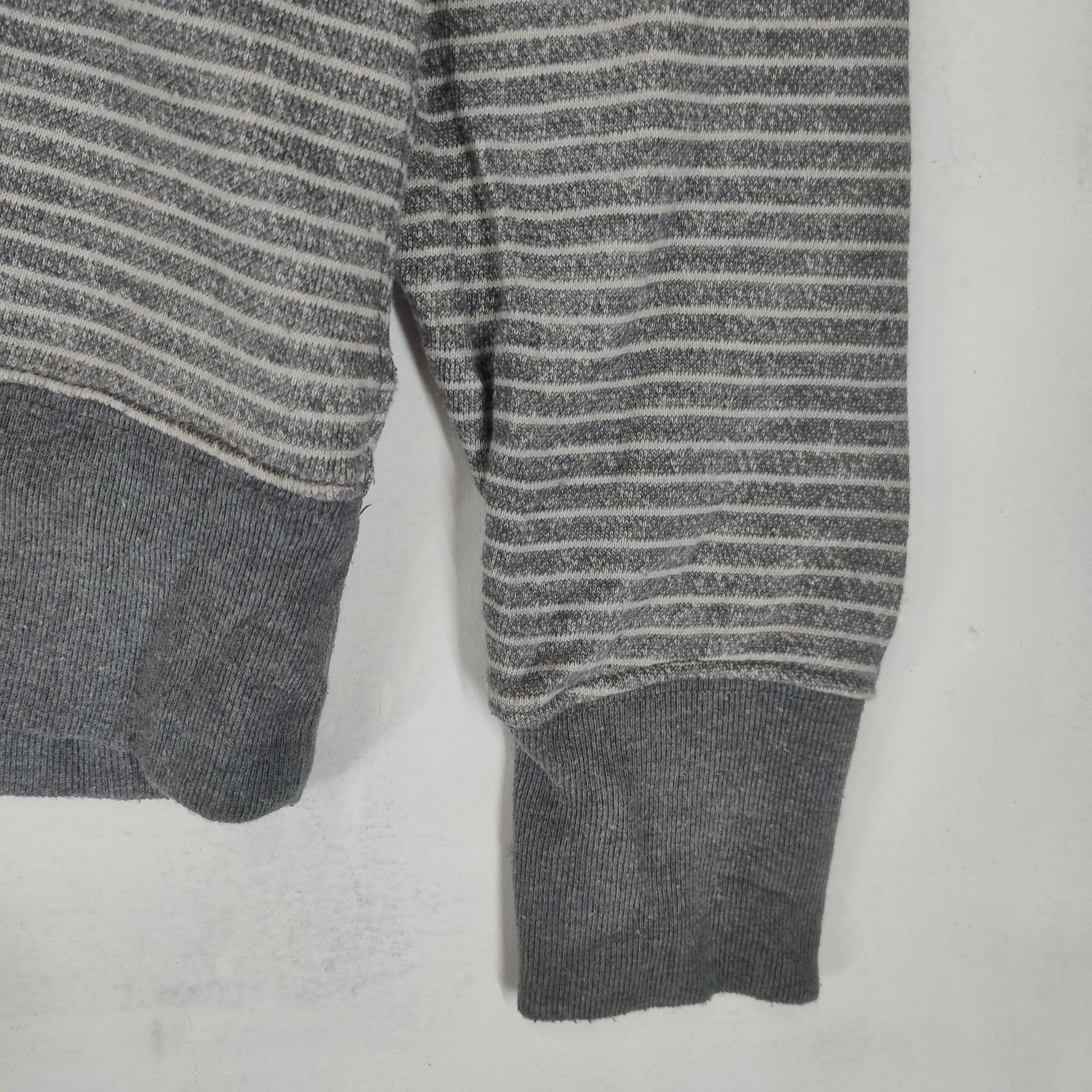 Gap Vintage GAP Stripe Single Pocket M Size Pullover Sweatshirt Size US M / EU 48-50 / 2 - 3 Thumbnail