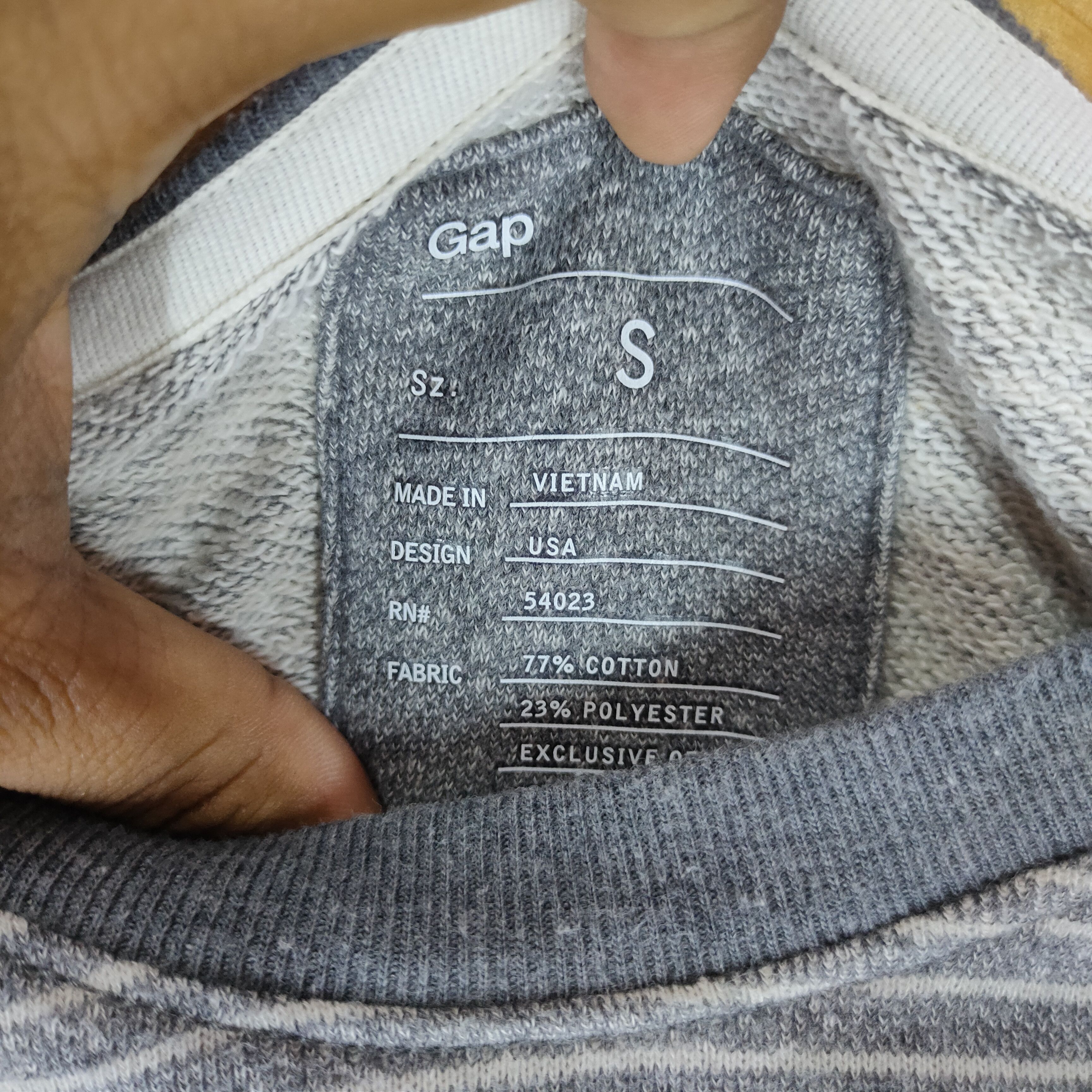 Gap Vintage GAP Stripe Single Pocket M Size Pullover Sweatshirt Size US M / EU 48-50 / 2 - 5 Thumbnail