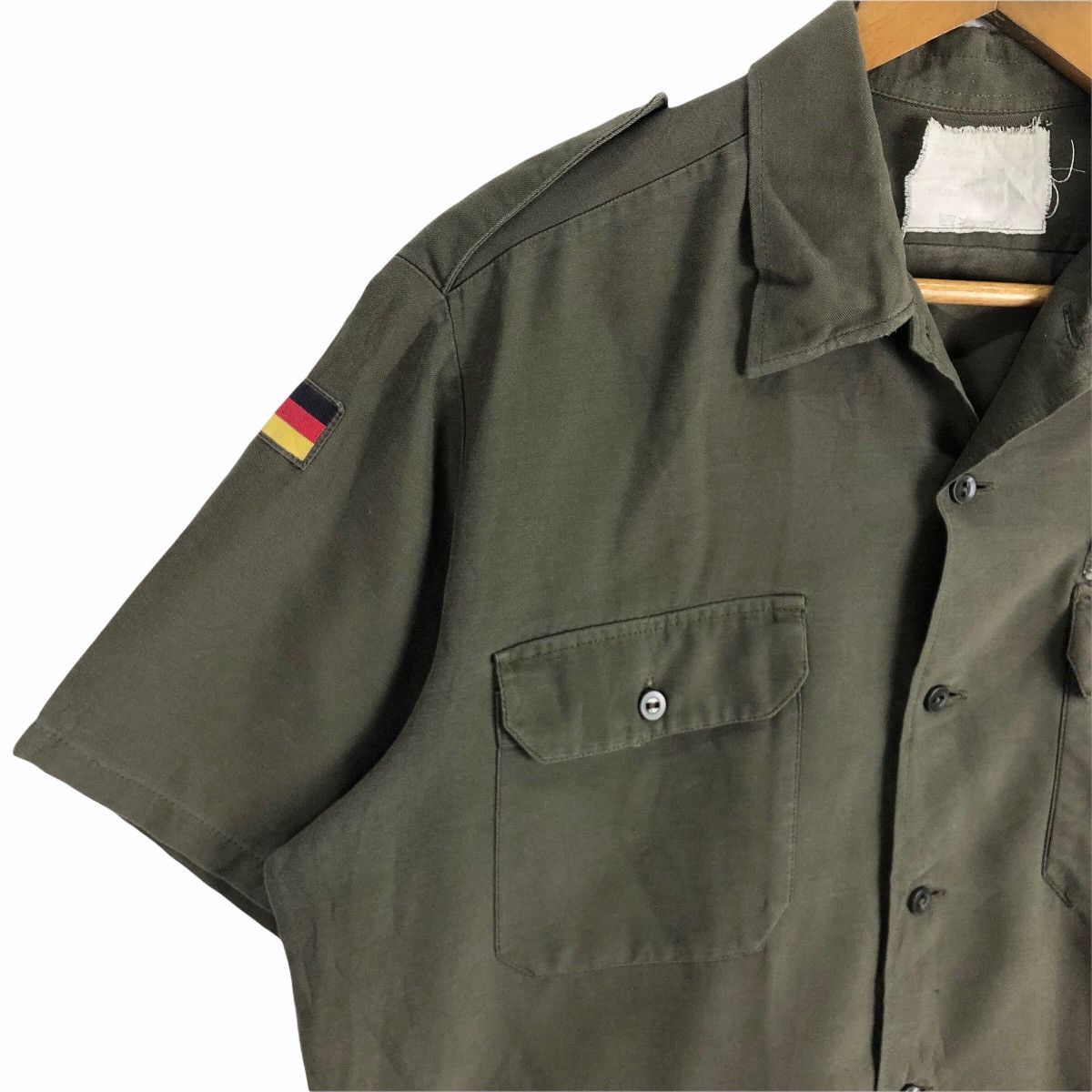 Vintage Vintage 90s Wahler German Military Button Up Shirt L.Wahler Size US L / EU 52-54 / 3 - 4 Thumbnail