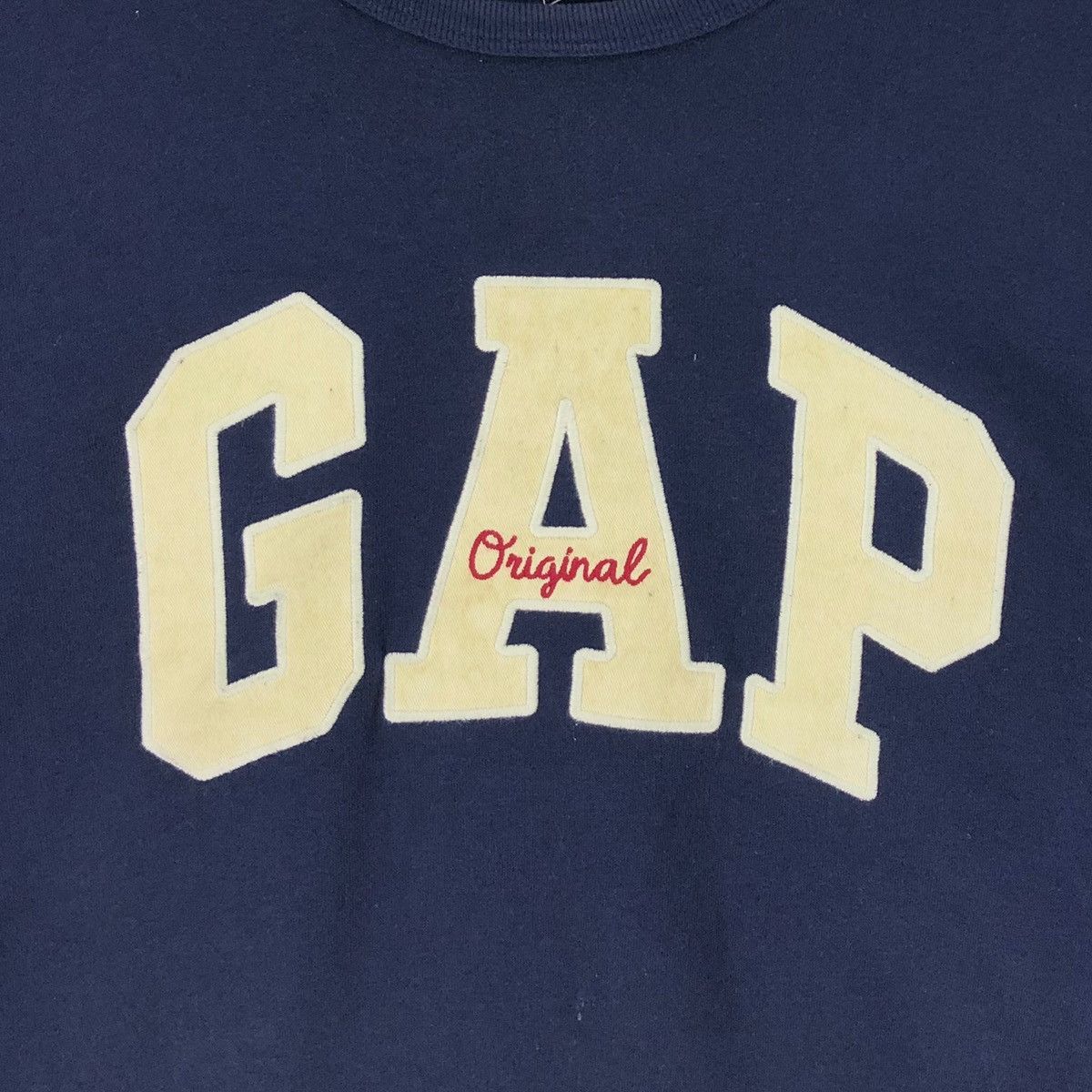 Gap Vintage GAP Crewneck Sweatshirt Big Logo Embroidery Size US L / EU 52-54 / 3 - 4 Thumbnail