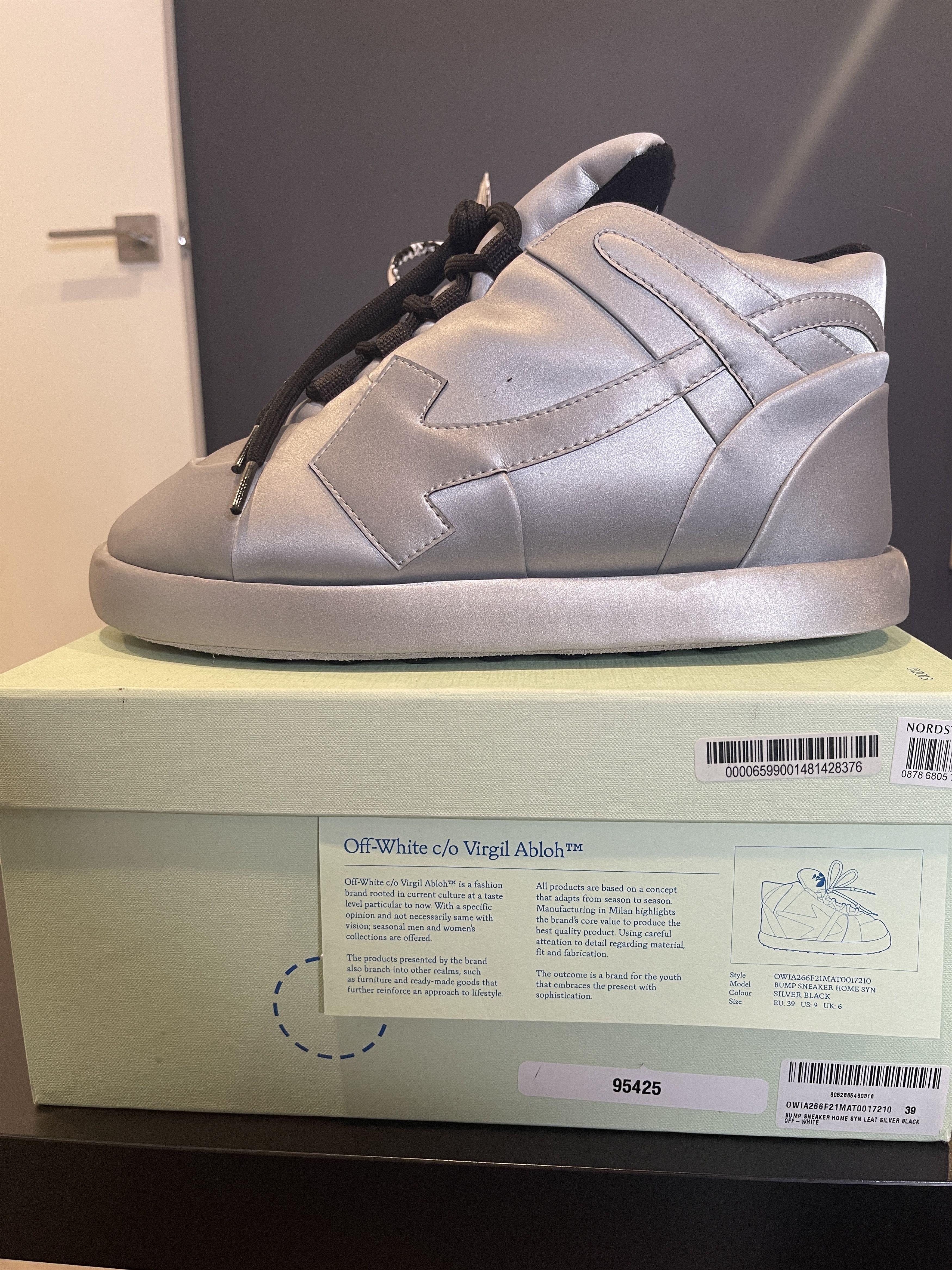 Off-White Off-White Womens Bump Sneaker Size 9 USA - 39 EUR Size US 9 / IT 39 - 9 Thumbnail
