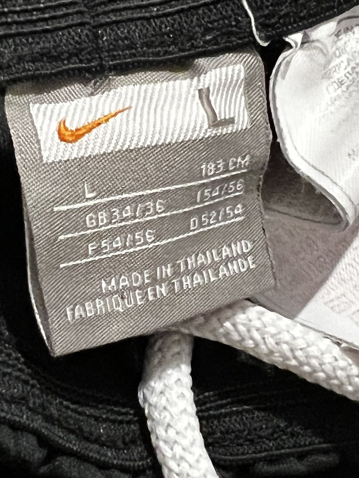 Nike × Vintage Shorts Nike Vintage Soccer Size US 35 - 5 Thumbnail