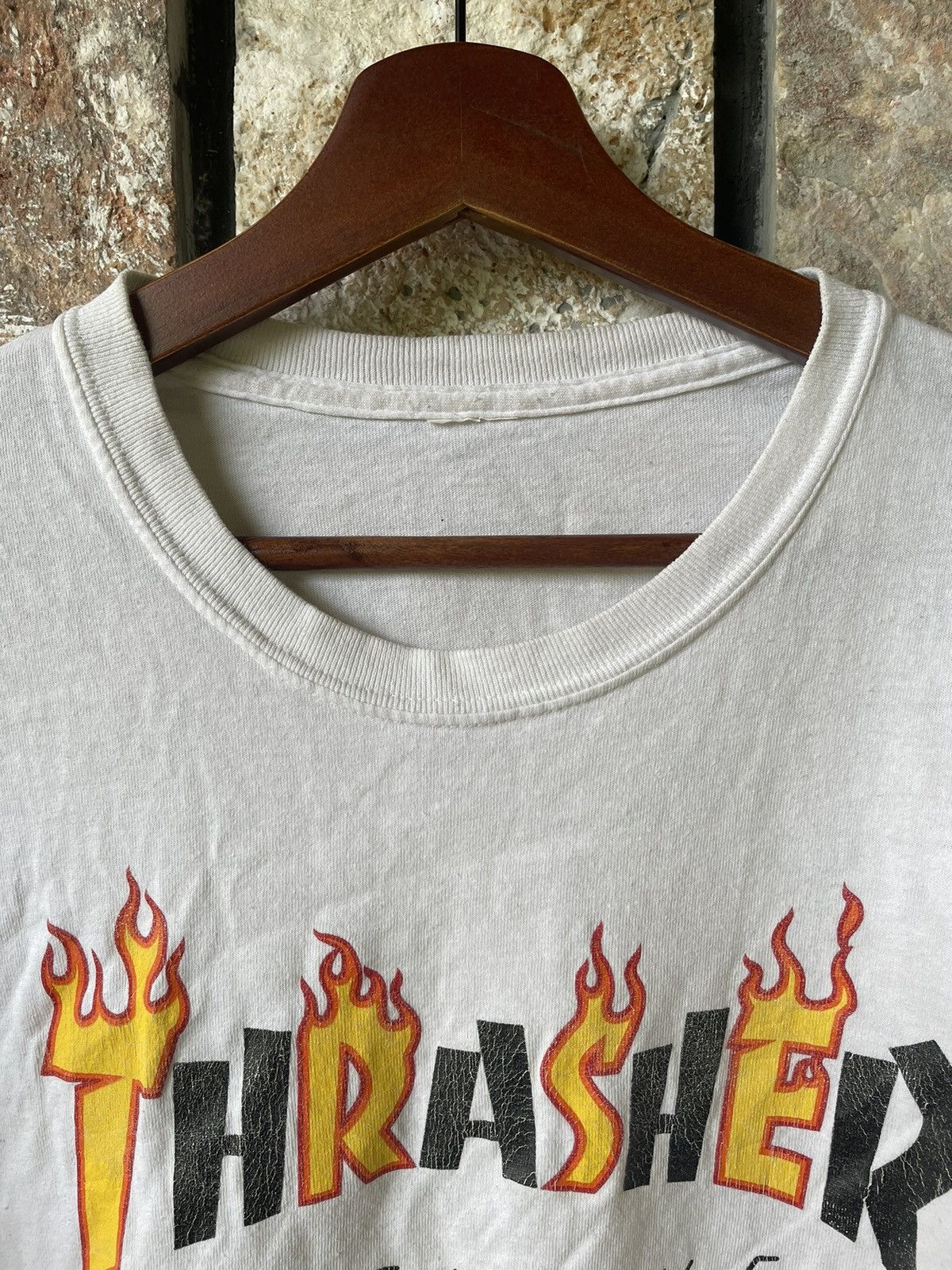 Thrasher Vintage Thrasher Magazine Skateboards Flame Streetwear Tee Size US L / EU 52-54 / 3 - 3 Thumbnail
