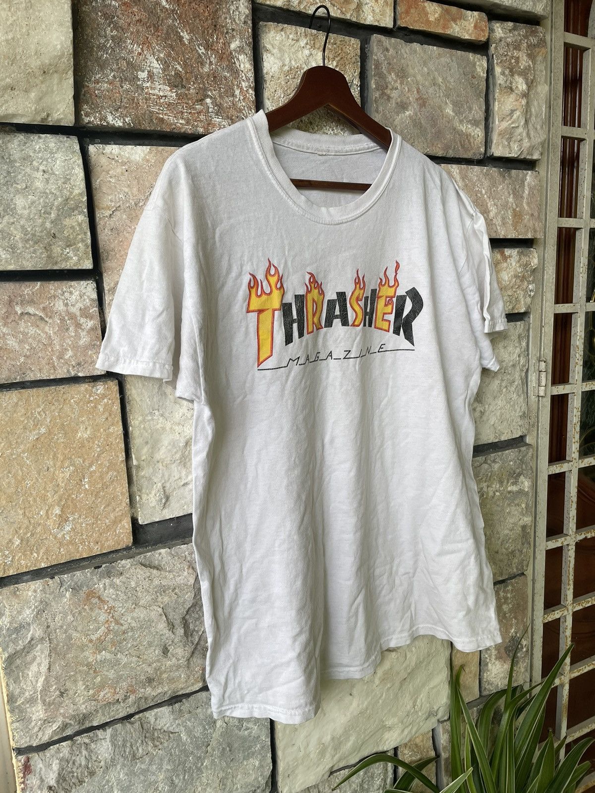 Thrasher Vintage Thrasher Magazine Skateboards Flame Streetwear Tee Size US L / EU 52-54 / 3 - 2 Thumbnail