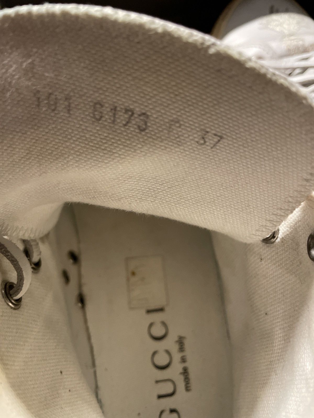 Gucci RARE Gucci Dragon Embroidered sneakers Fall/Winter 2001 Size US 6 / EU 39 - 8 Thumbnail
