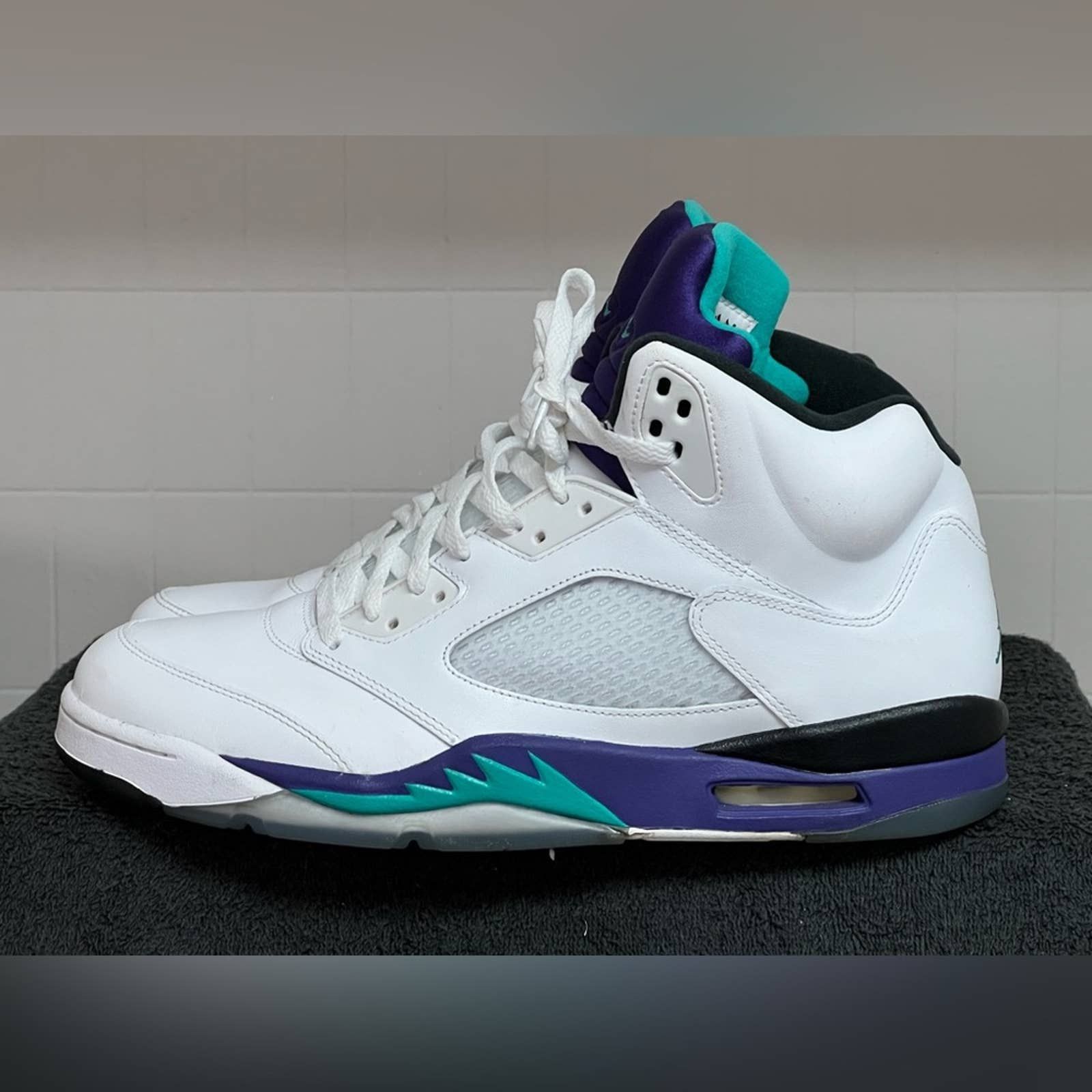 Jordan Brand NIKE AIR JORDAN V RETRO 5 