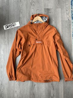 Supreme taped outlet seam anorak