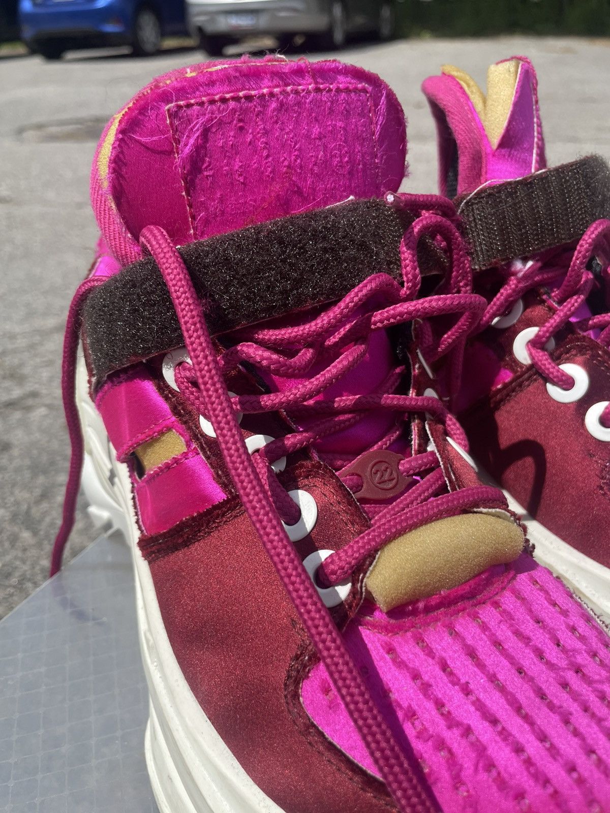 Maison Margiela Maison Margiela Fuchsia Retro Fit Chunky Satin Sneakers Size US 8 / IT 38 - 3 Thumbnail