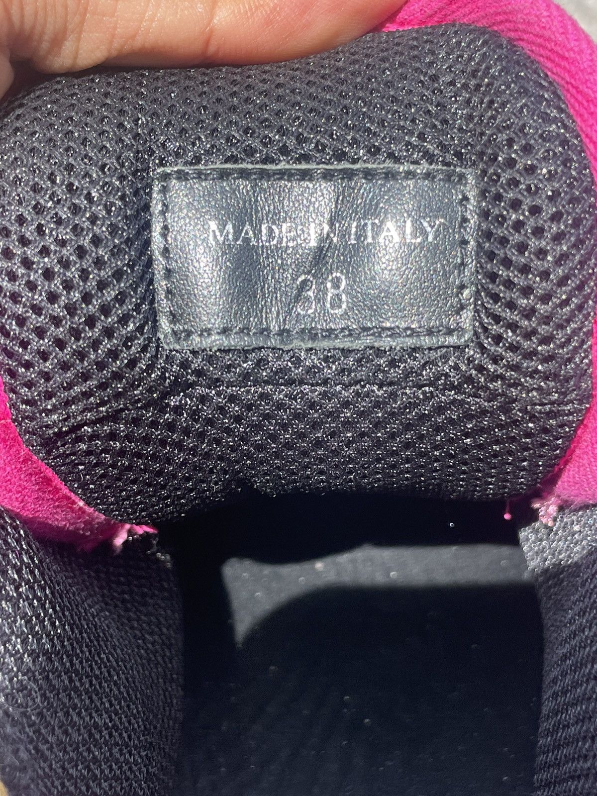 Maison Margiela Maison Margiela Fuchsia Retro Fit Chunky Satin Sneakers Size US 8 / IT 38 - 10 Thumbnail