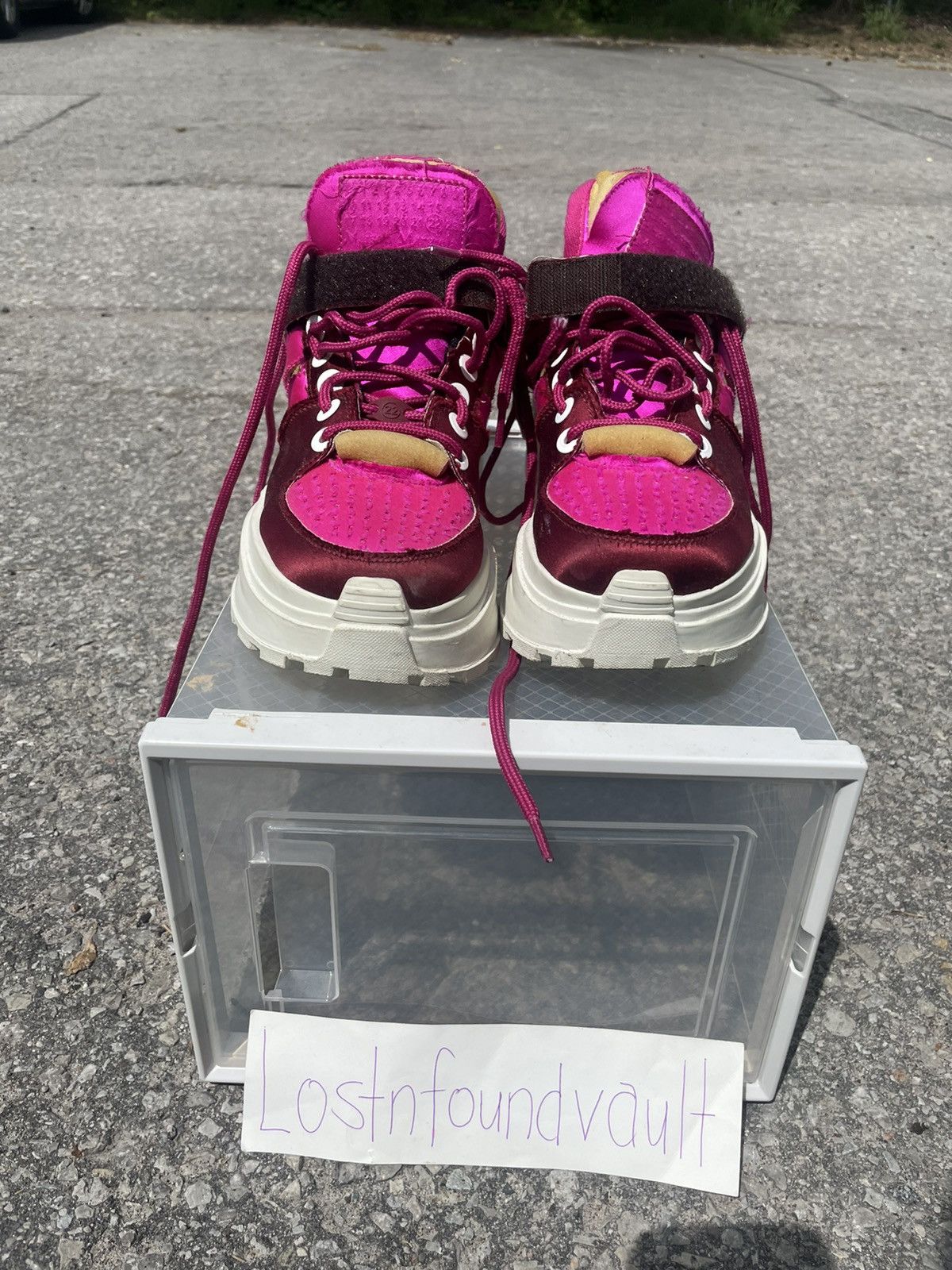Maison Margiela Maison Margiela Fuchsia Retro Fit Chunky Satin Sneakers Size US 8 / IT 38 - 14 Thumbnail