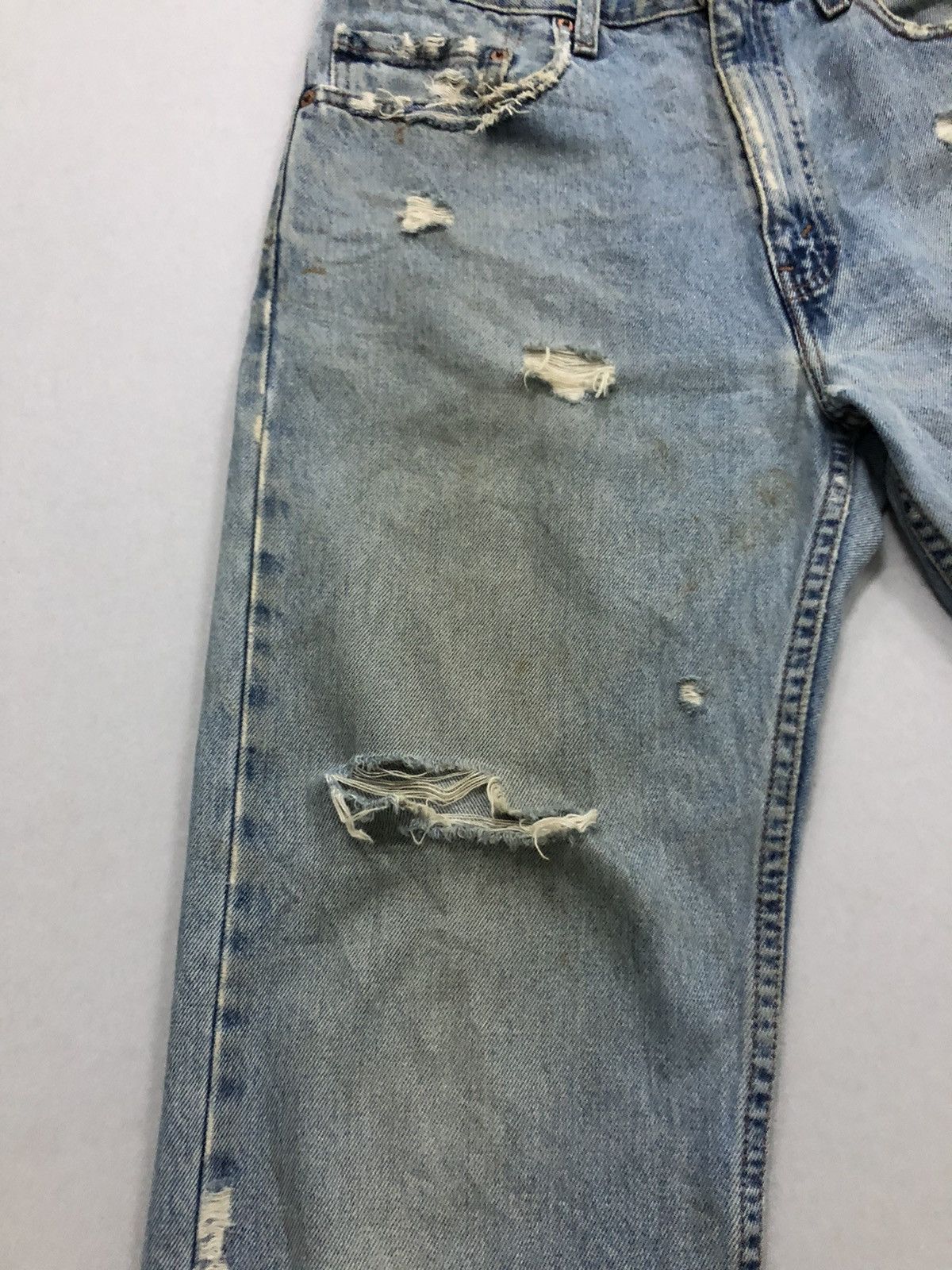 Levi's Vintage Levi’s 505 Distressed Denim Jeans Size US 32 / EU 48 - 5 Thumbnail