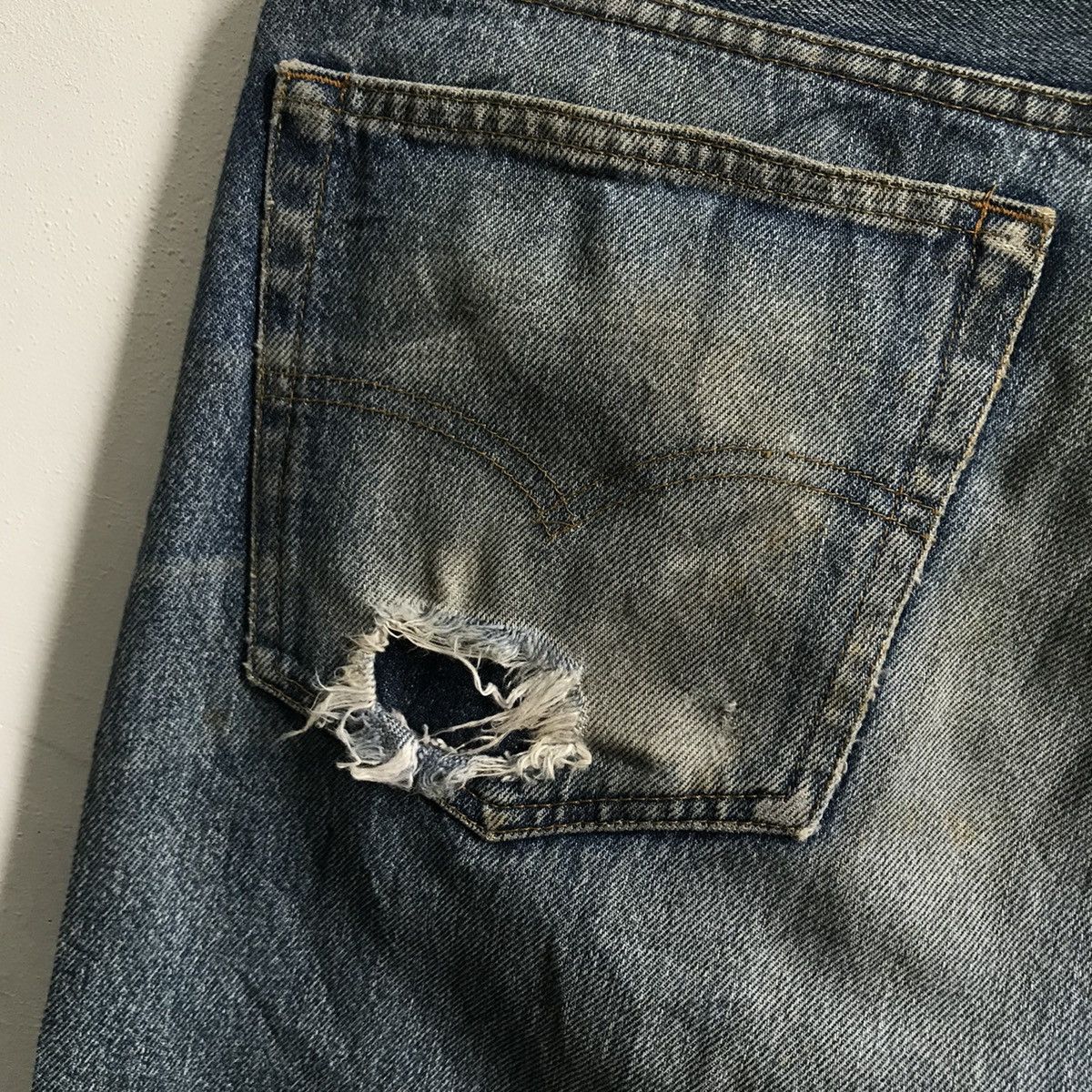 Levi's Levis 501xx Distressed Jeans Denim Size US 31 - 7 Thumbnail