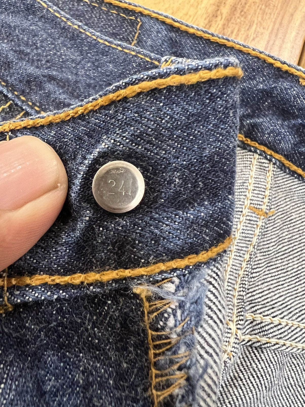Levi's Levis 501 Button 524 Made in Usa Denim Jeans Size US 27 - 6 Thumbnail