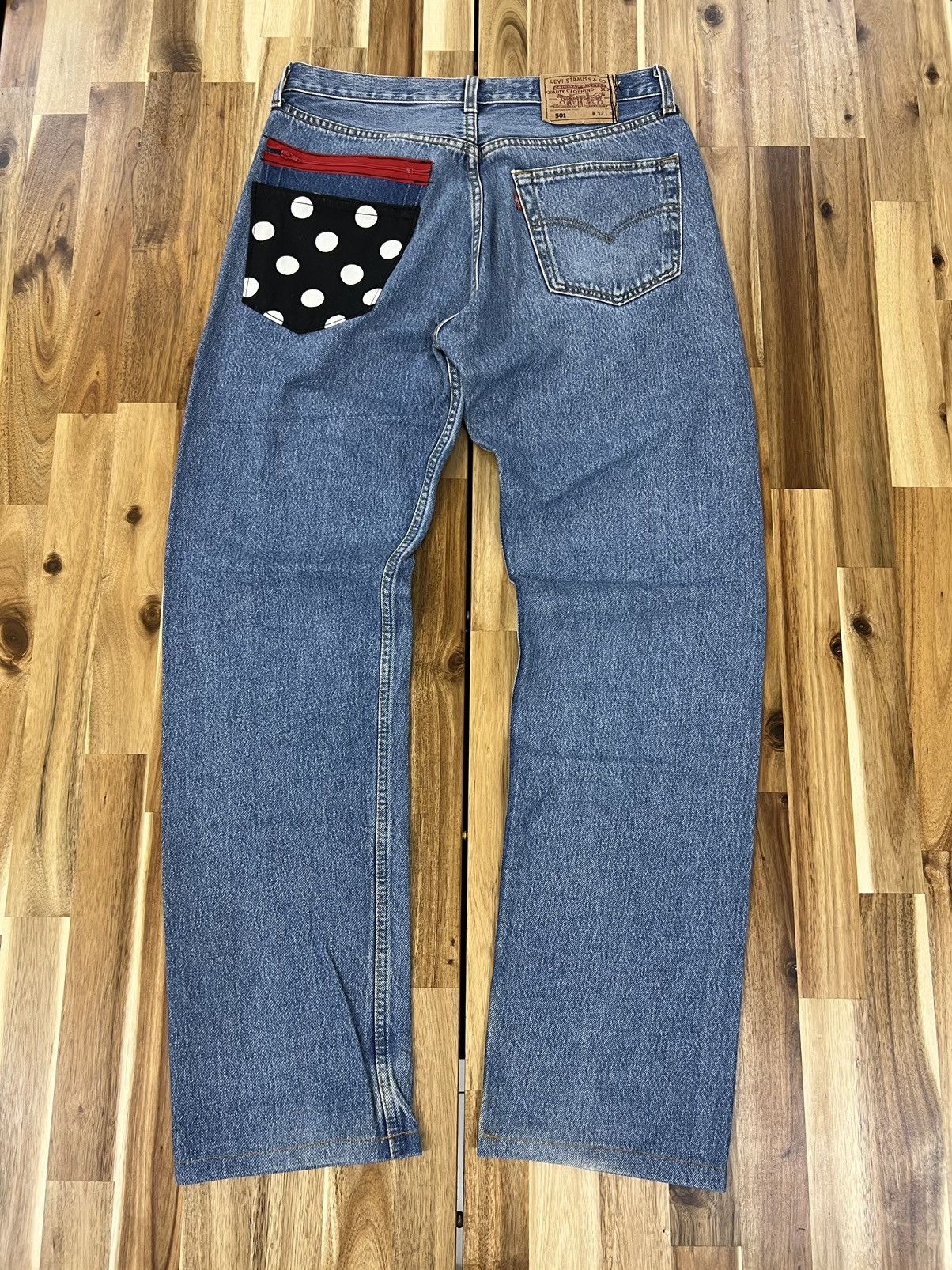 Levi's Levis 501 Button 273 Mickey Mouse Denim Jeans Size US 31 - 2 Thumbnail
