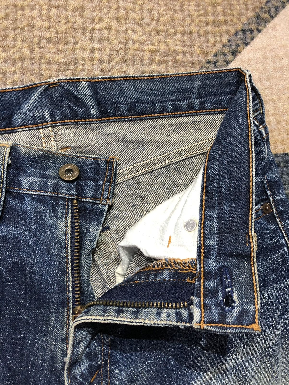 Levi's Vintage Clothing Levis 502 Distressed Denim Button J09 Size US 30 / EU 46 - 6 Thumbnail