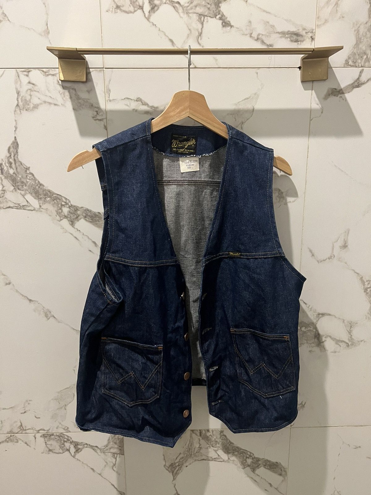 Vintage 70'S Wrangler suede leather vest made in USA, size L for men / eaa525885