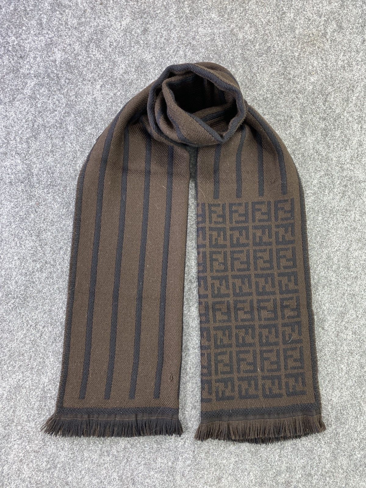 Fendi Fendi Scarf/Muffler/Neckwear -T227 Size ONE SIZE - 1 Thumbnail