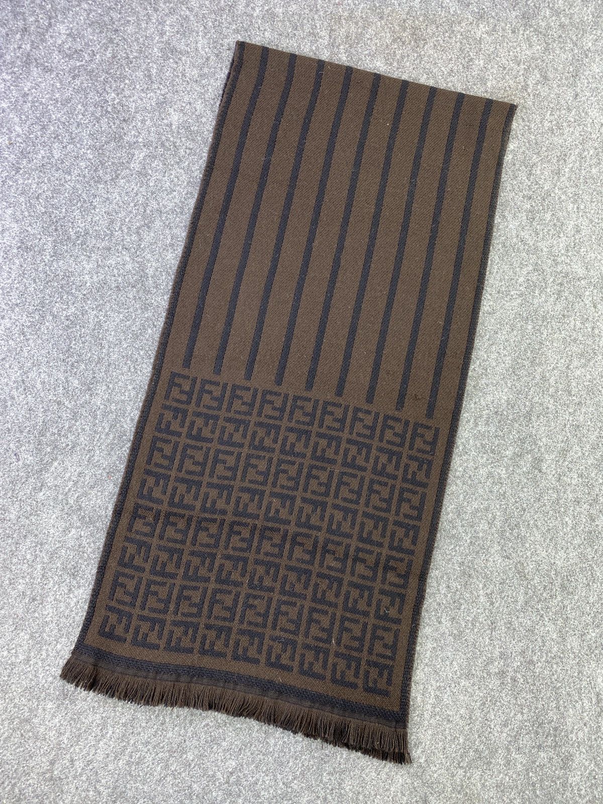 Fendi Fendi Scarf/Muffler/Neckwear -T227 Size ONE SIZE - 2 Thumbnail