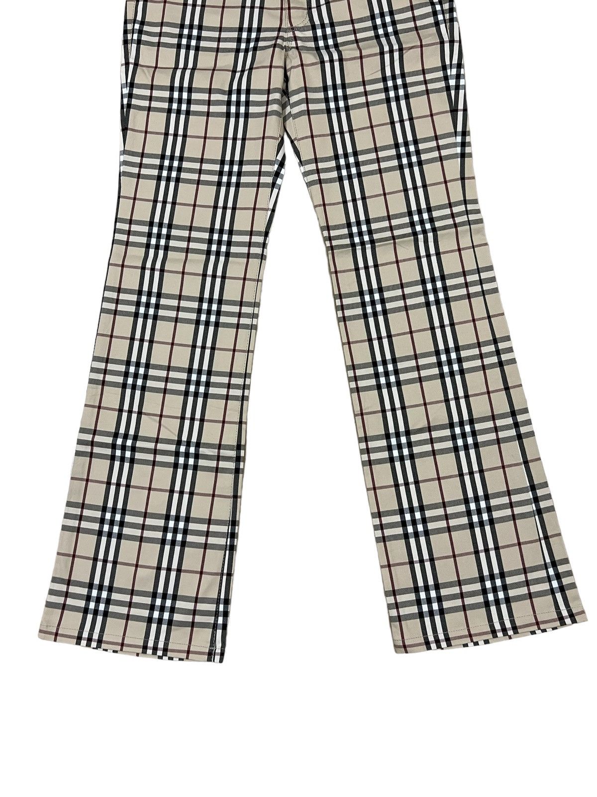 Burberry × Vintage Iconic Burberry Flare Leg Nova Check Flap Pocket Golf Pants Size 28" / US 6 / IT 42 - 8 Thumbnail