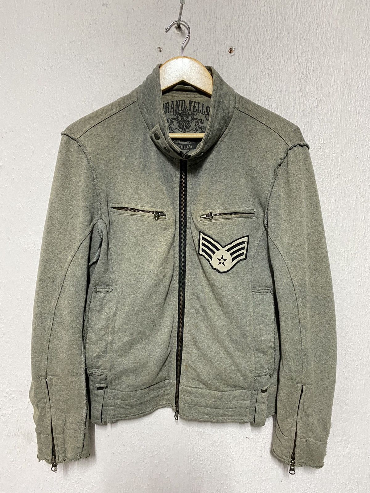 Japanese Brand Vintage Japanese Brand Millitary Jacket Zip Up With Patches Size US L / EU 52-54 / 3 - 1 Thumbnail